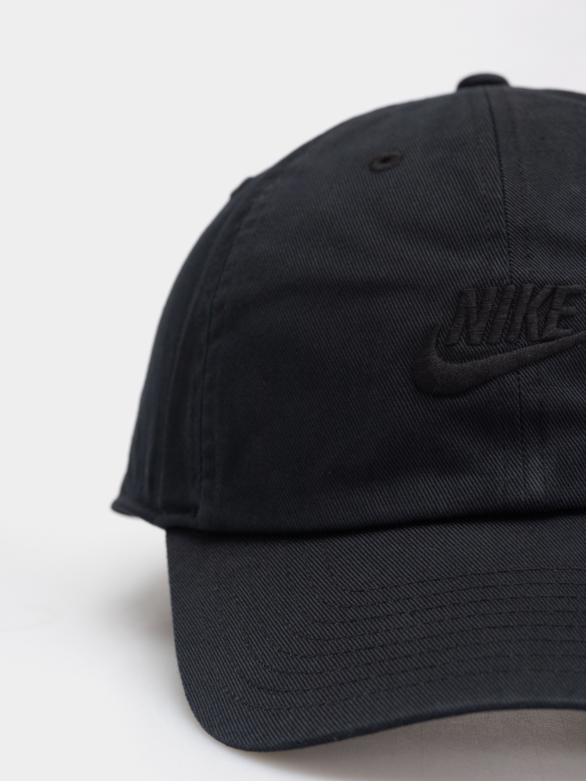 Baseball sapka Nike SB Nike Club Futura (black/black)