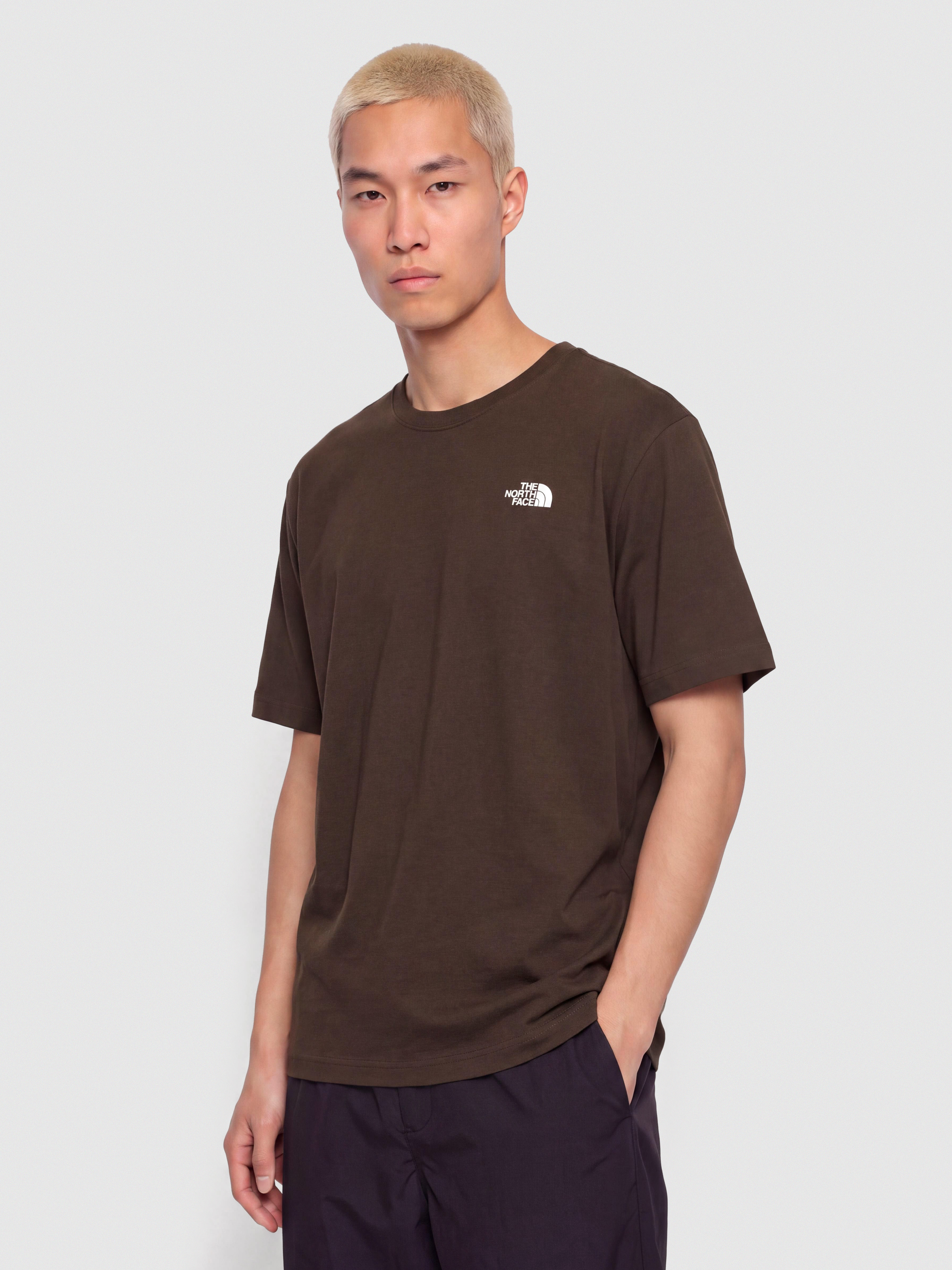 The North Face Evolution Simple Dome Póló (dark chestnut)
