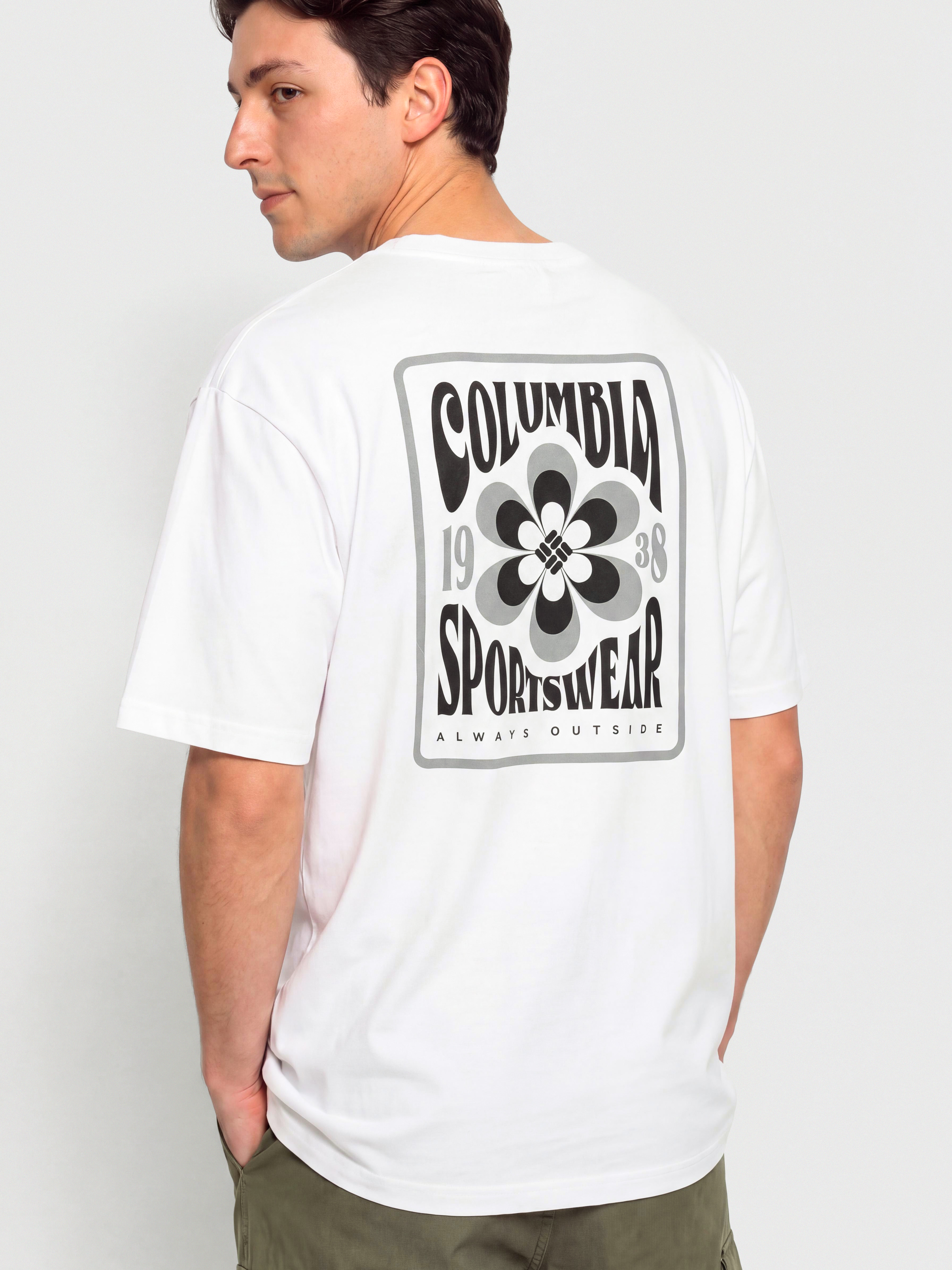Columbia CSC Outdoor Back Graphic Póló (white/flower power badge)