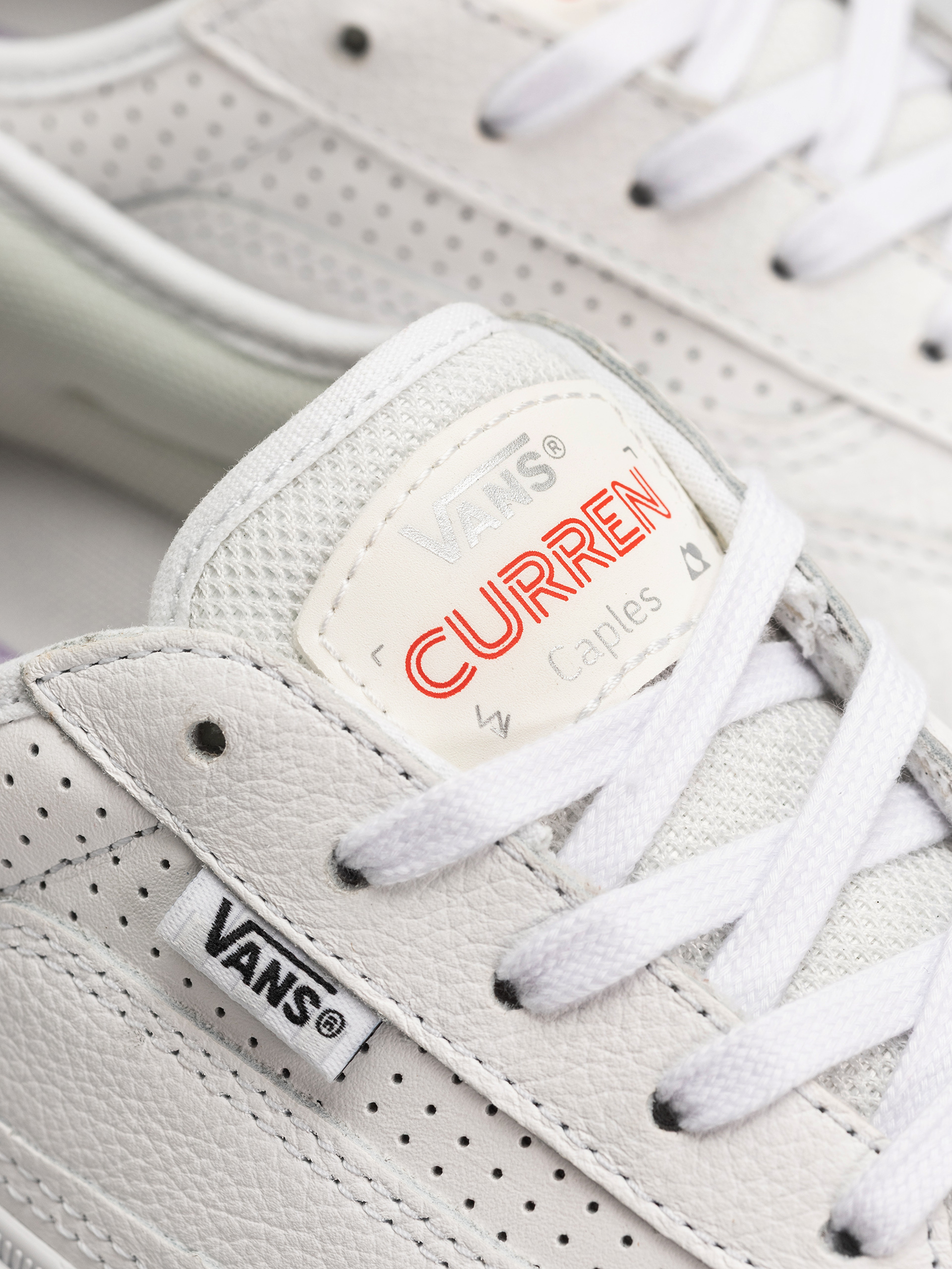 Vans Skate Curren Caples Cipők (white)