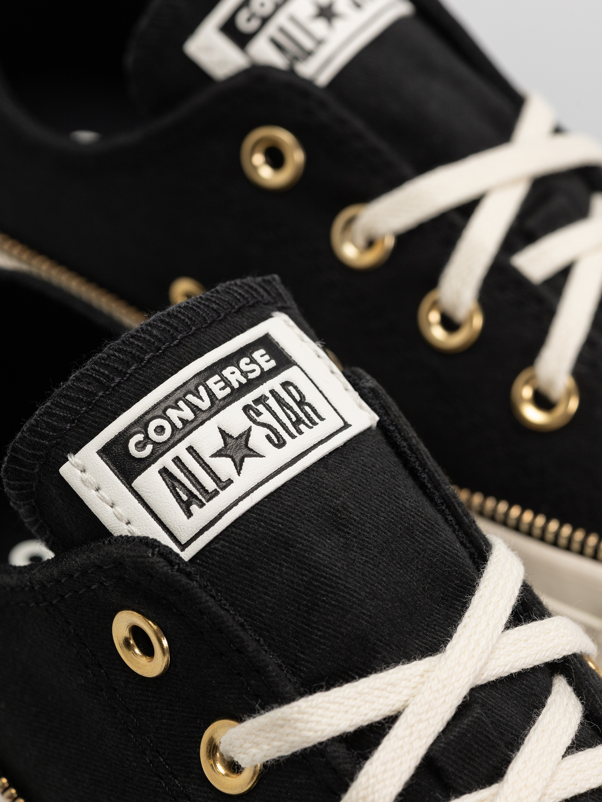 Tornacipők Converse Chuck Taylor All Star Ox Wmn (black/egret/gold)