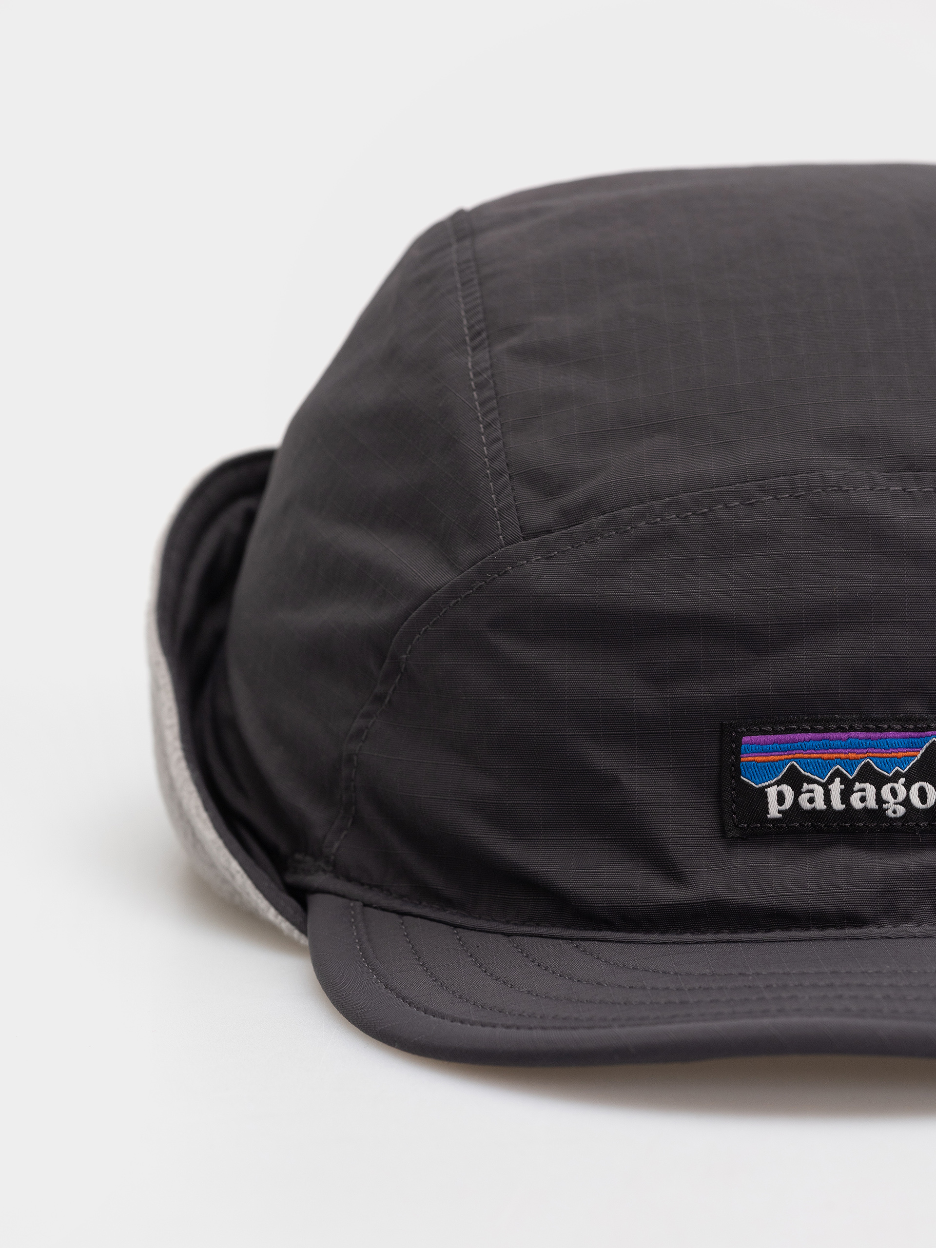 Baseball sapka Patagonia Isthmus Earflap (ink black)