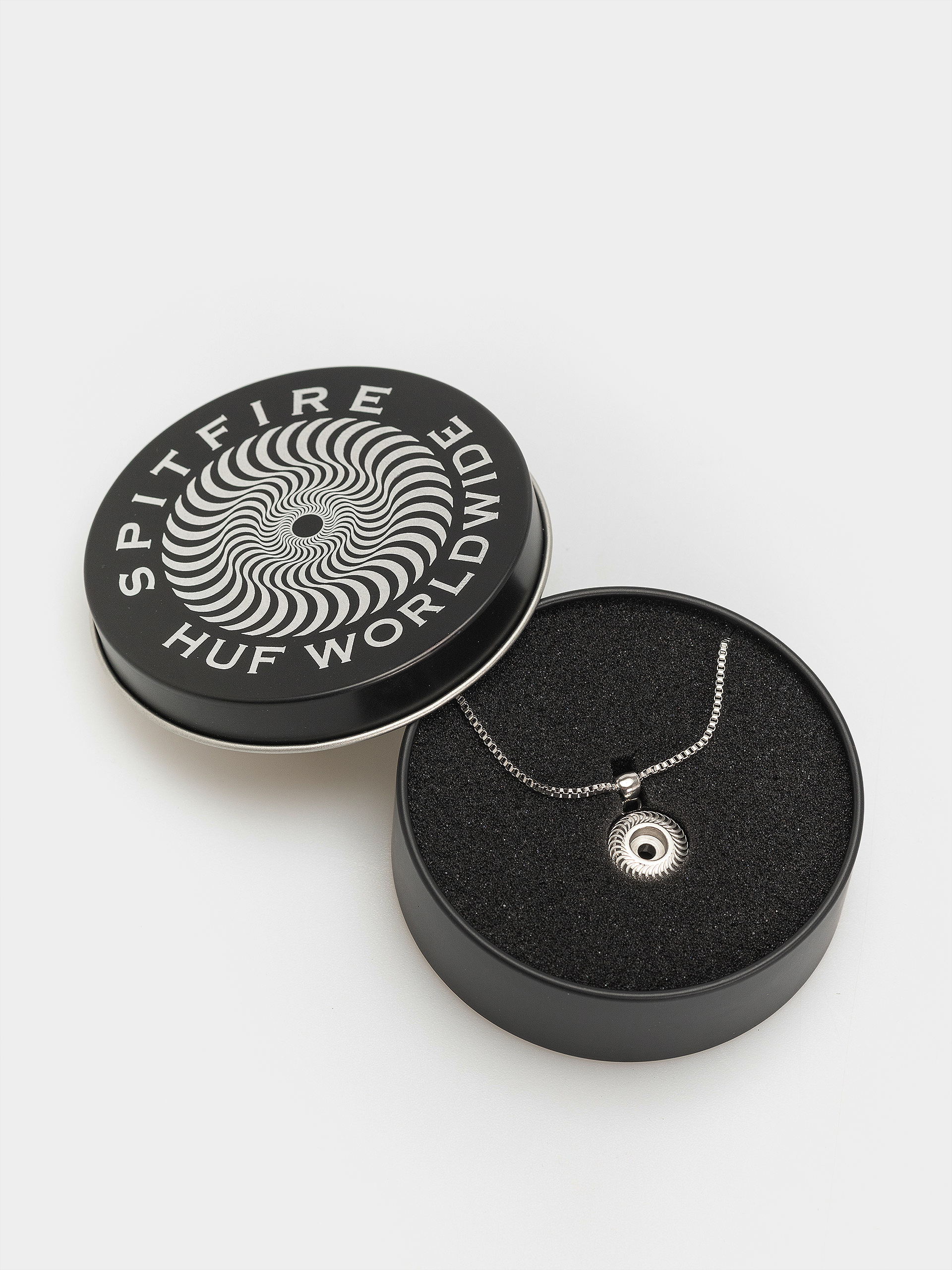 Nyaklánc HUF X Spitfire Classic Pendant (silver)