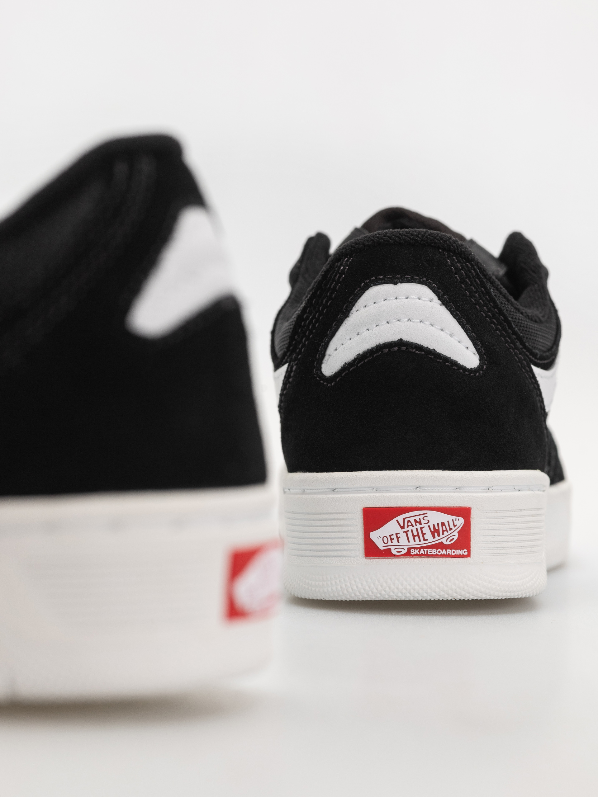 Cipők Vans Skate Rowan Z3 (black/white/red)