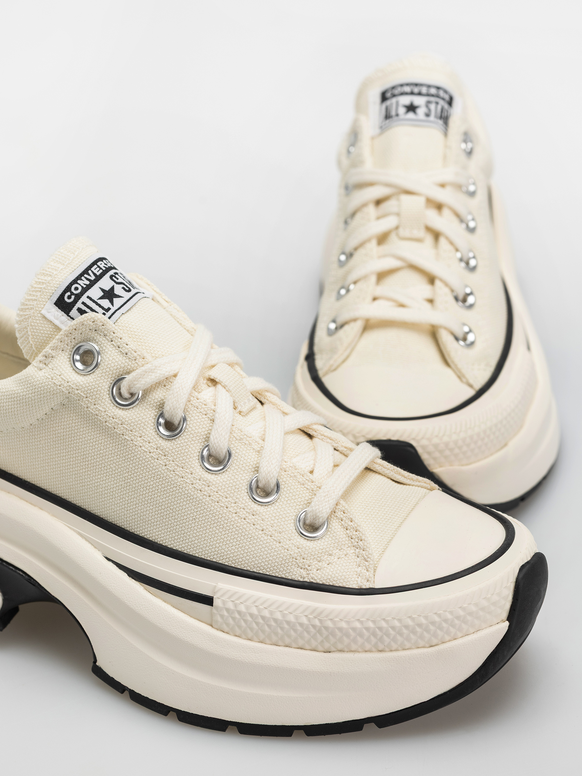 Converse Run Star Crush Ox Wmn Cipők (egret/egret/black)