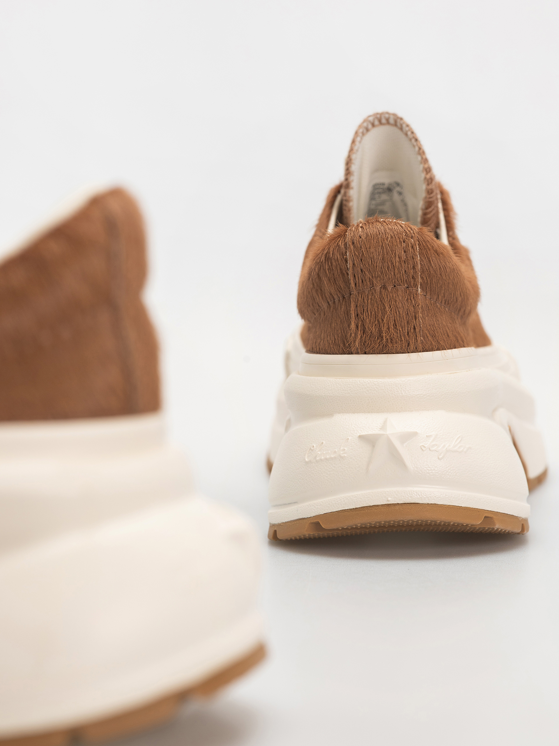 Converse Run Star Crush Ox Wmn Cipők (incensed/egret/egret)