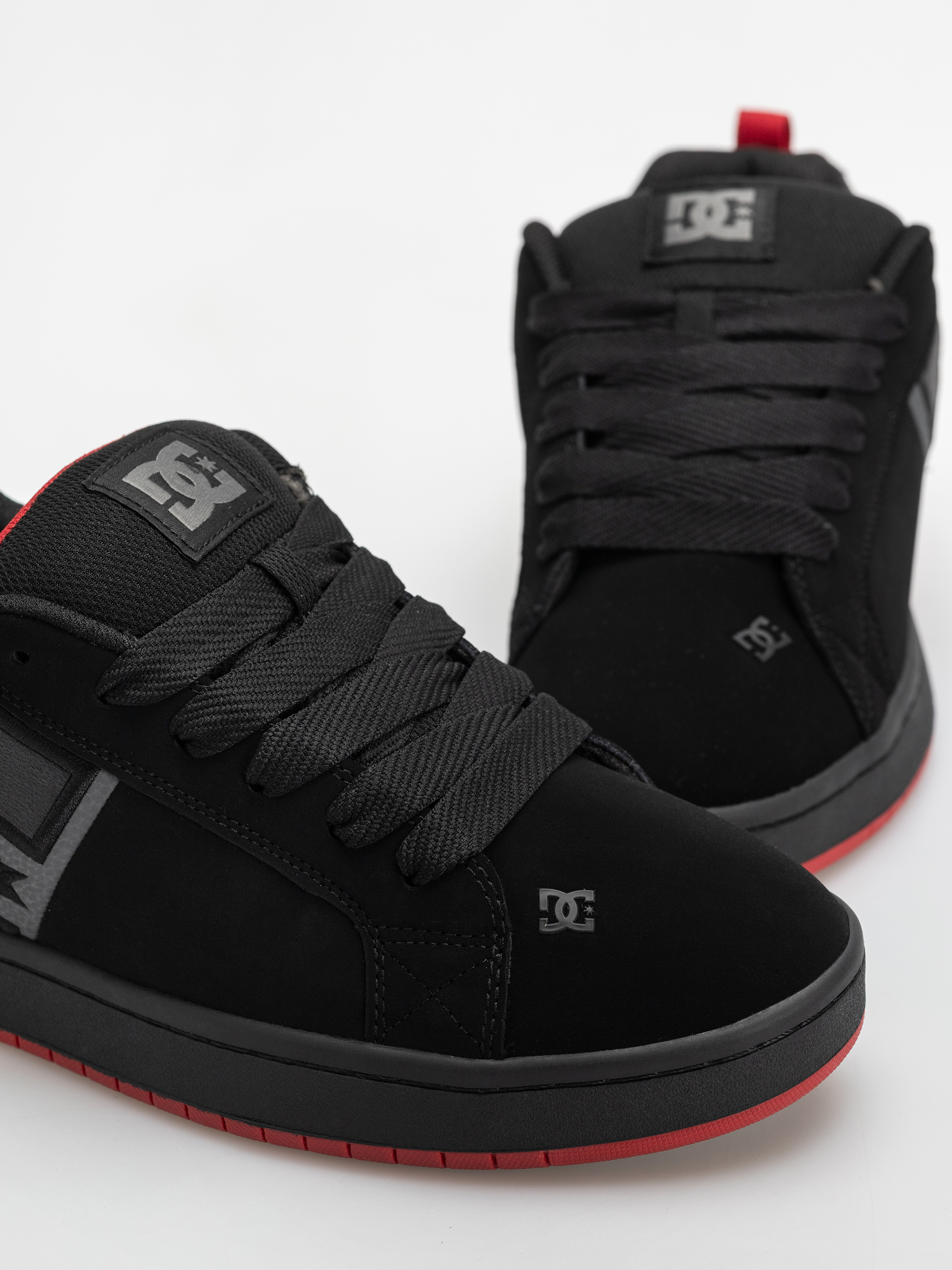 DC Court Graffik Cipők (black/grey/red)