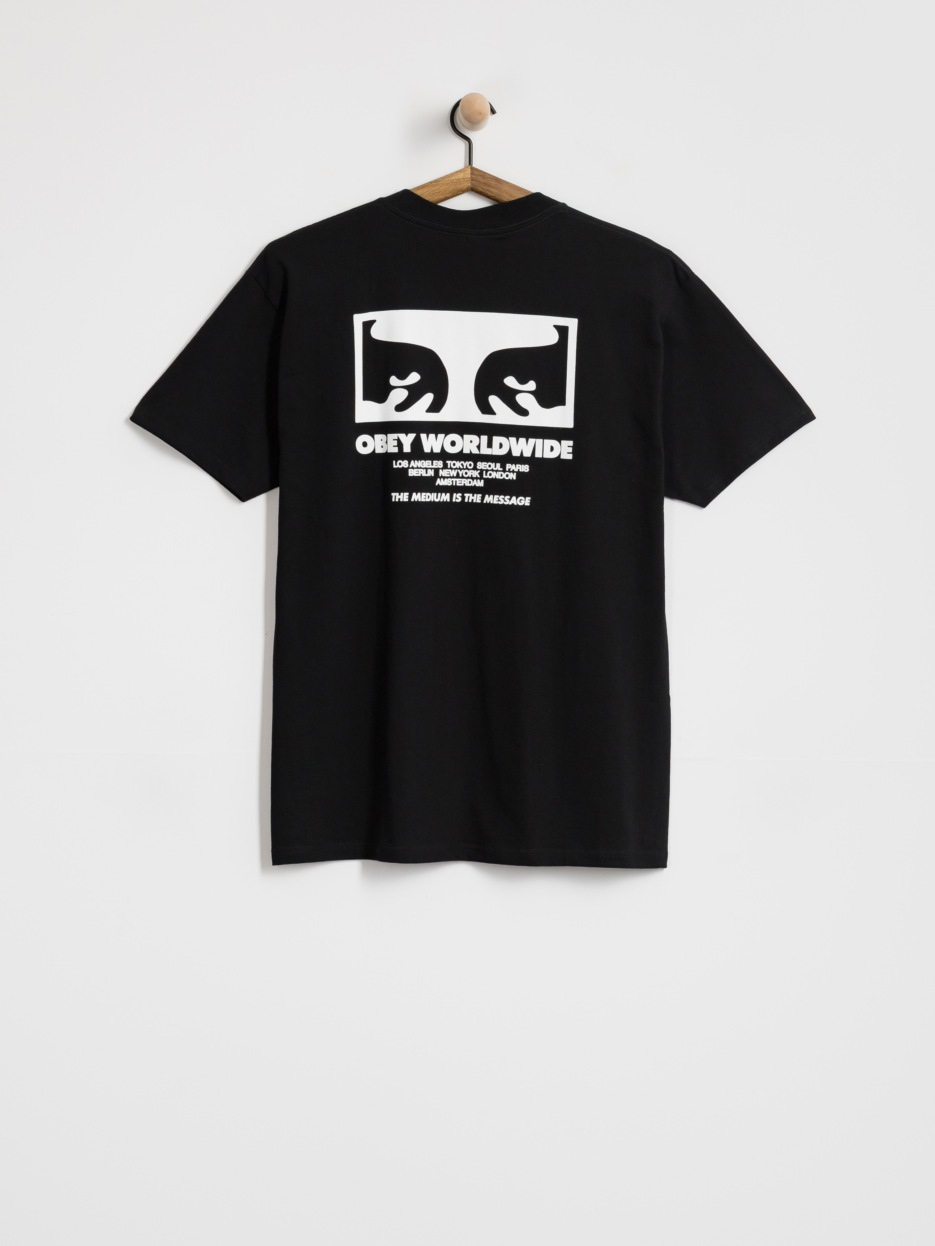 OBEY The Medium Is The Message Póló (black)