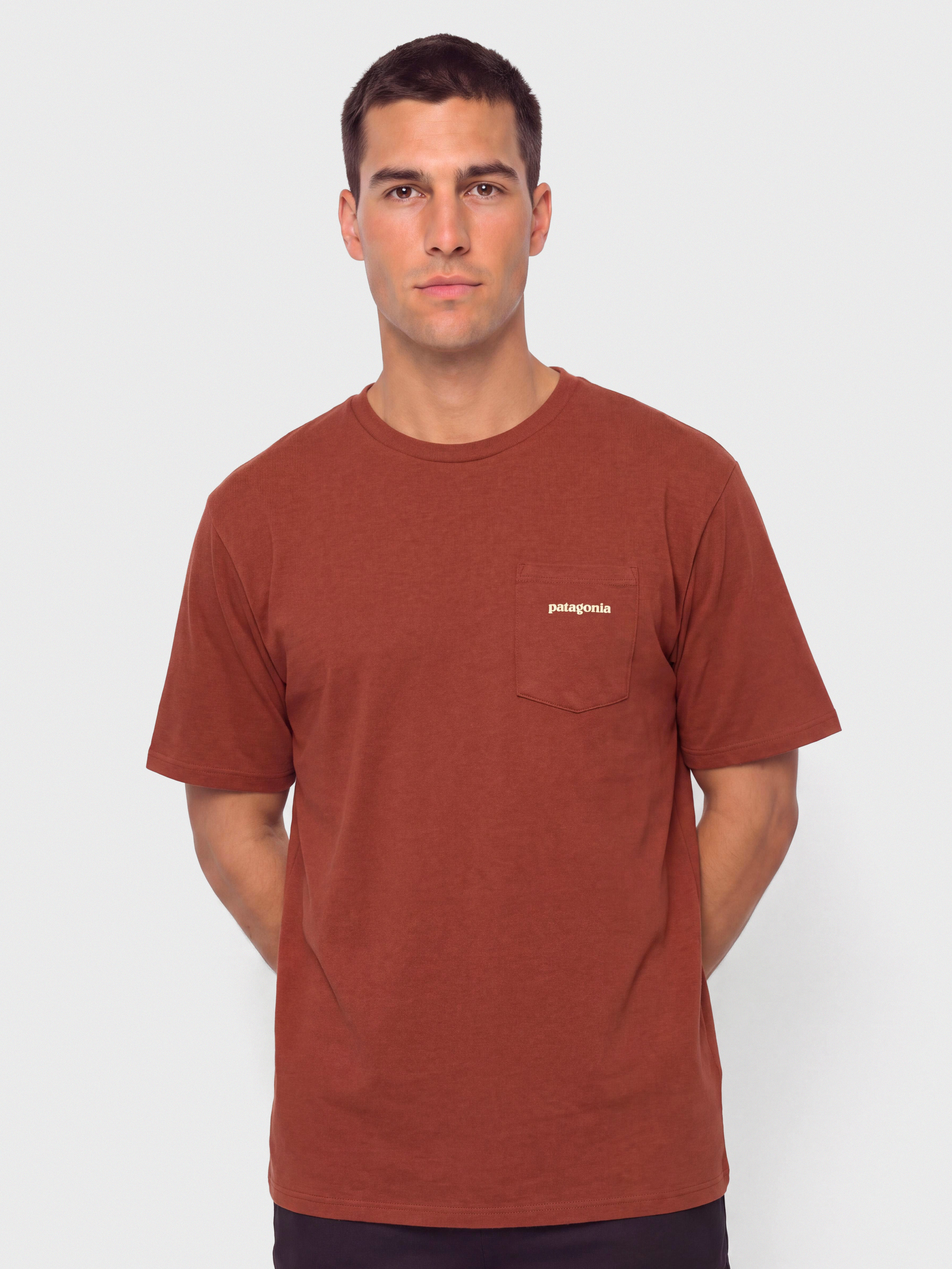Patagonia Boardshort Logo Pocket Responsibili Póló (rusty red)