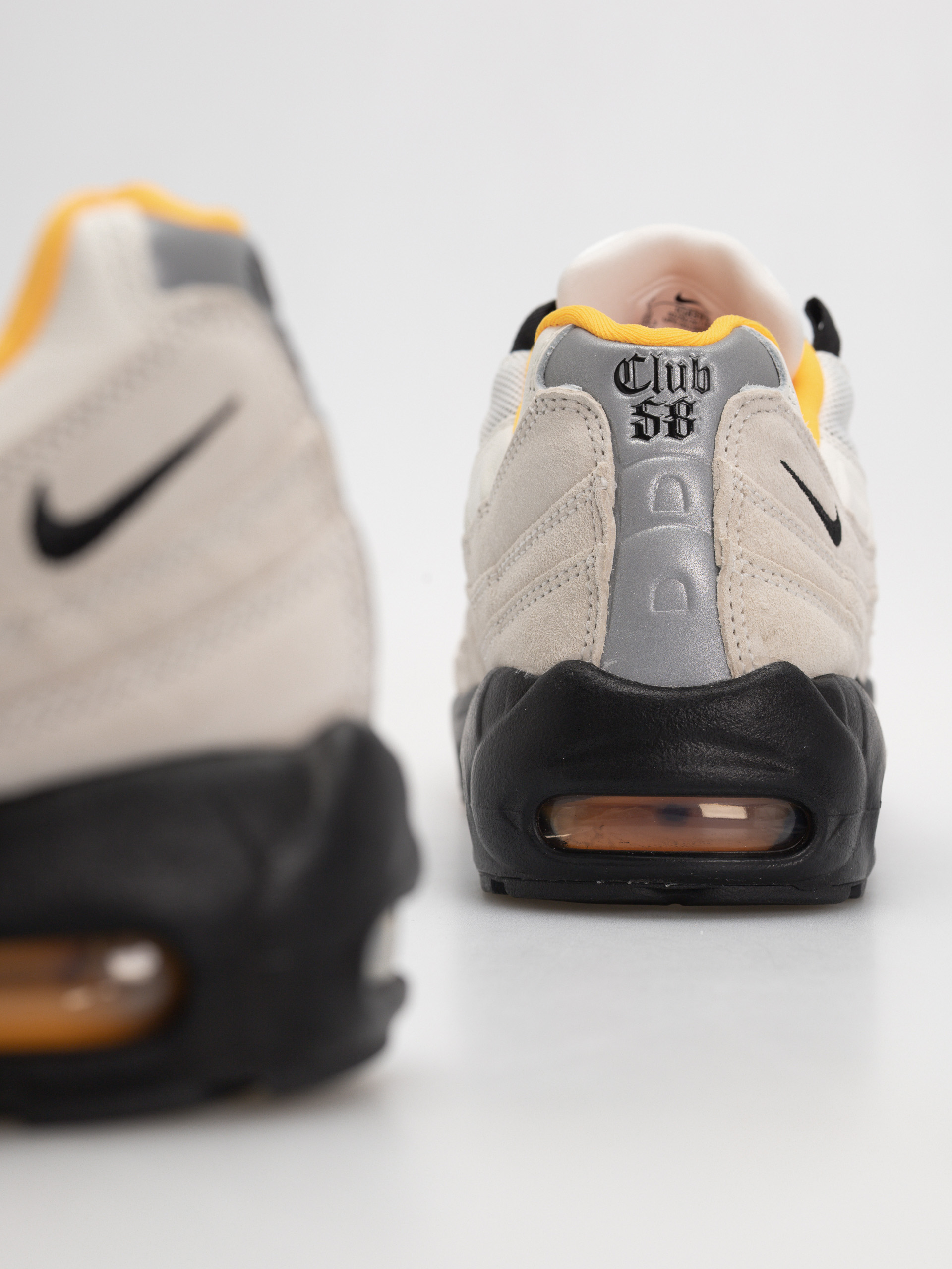 Nike SB Air Max 95 Cipők (sail/black laser orange)