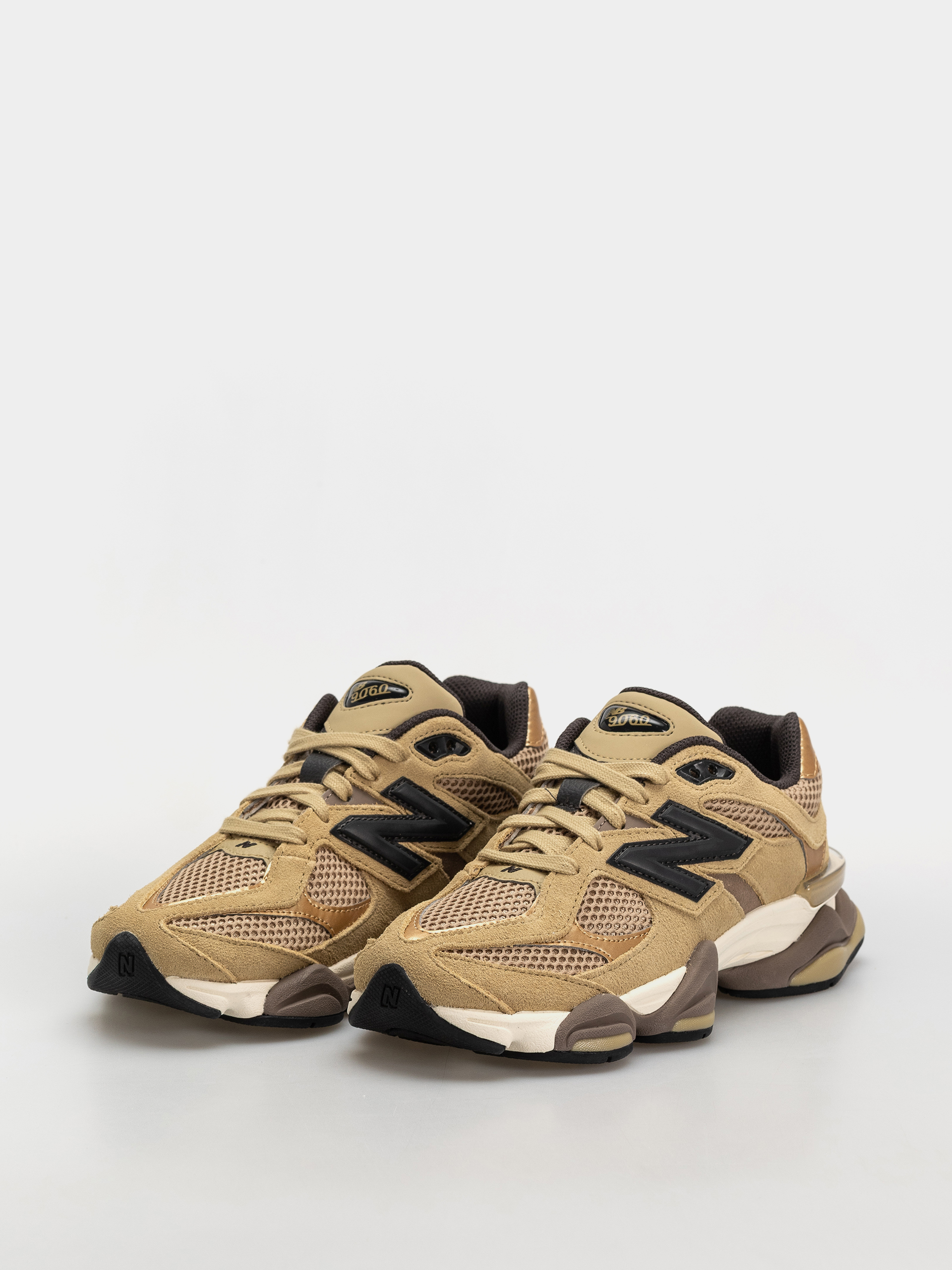 New Balance 9060 Cipők (quicksand/incense)