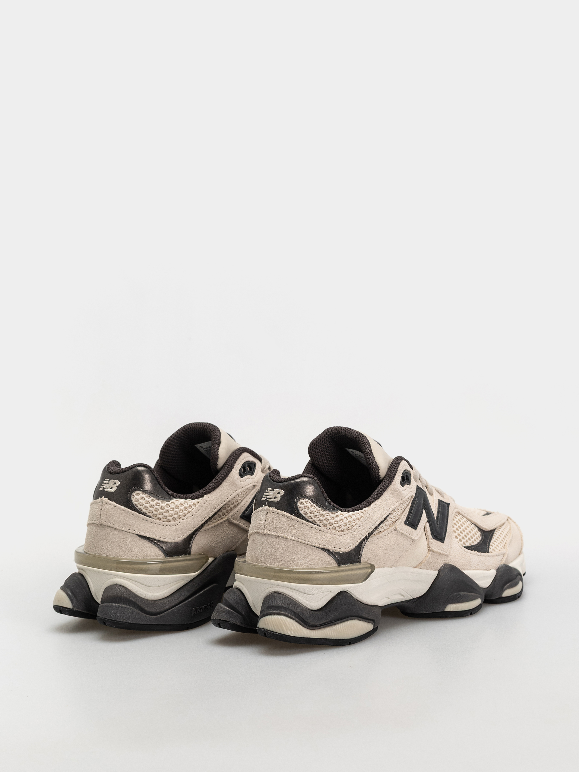 New Balance 9060 Cipők (timberwolf/black cement)