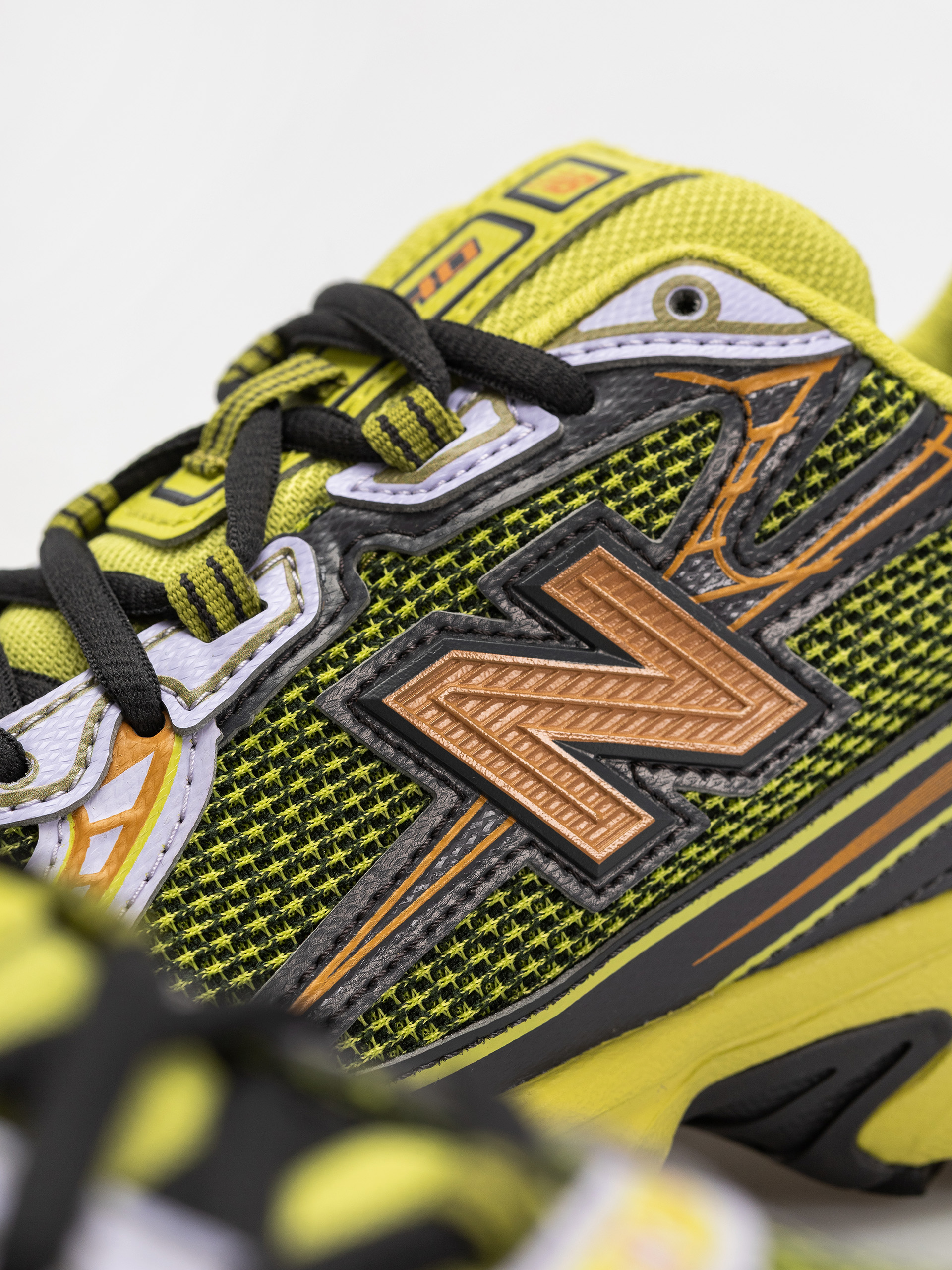 New Balance 740 Cipők (field green/black cement)
