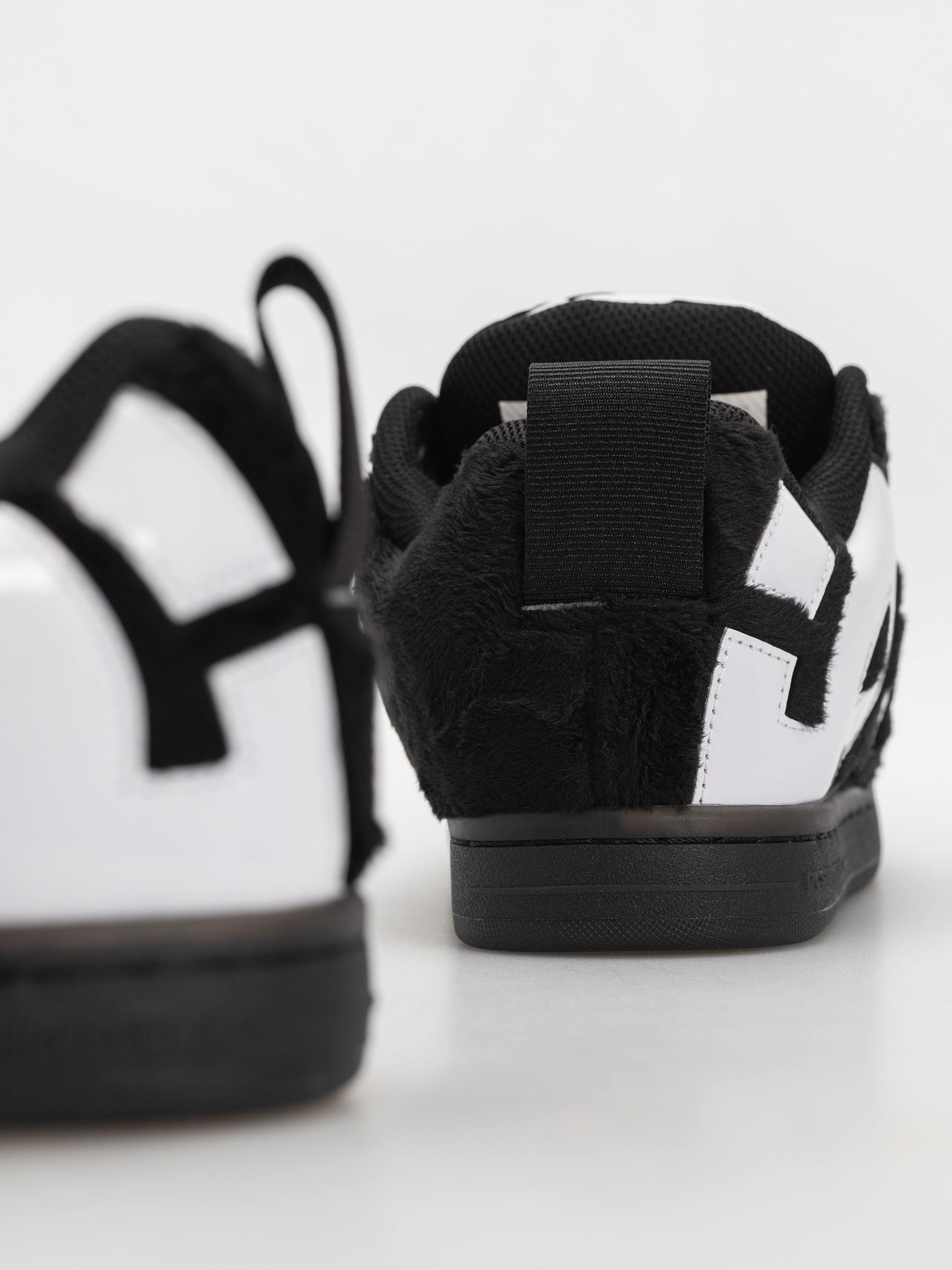 DC Court Graffik Puff Cipők (black/black/white)