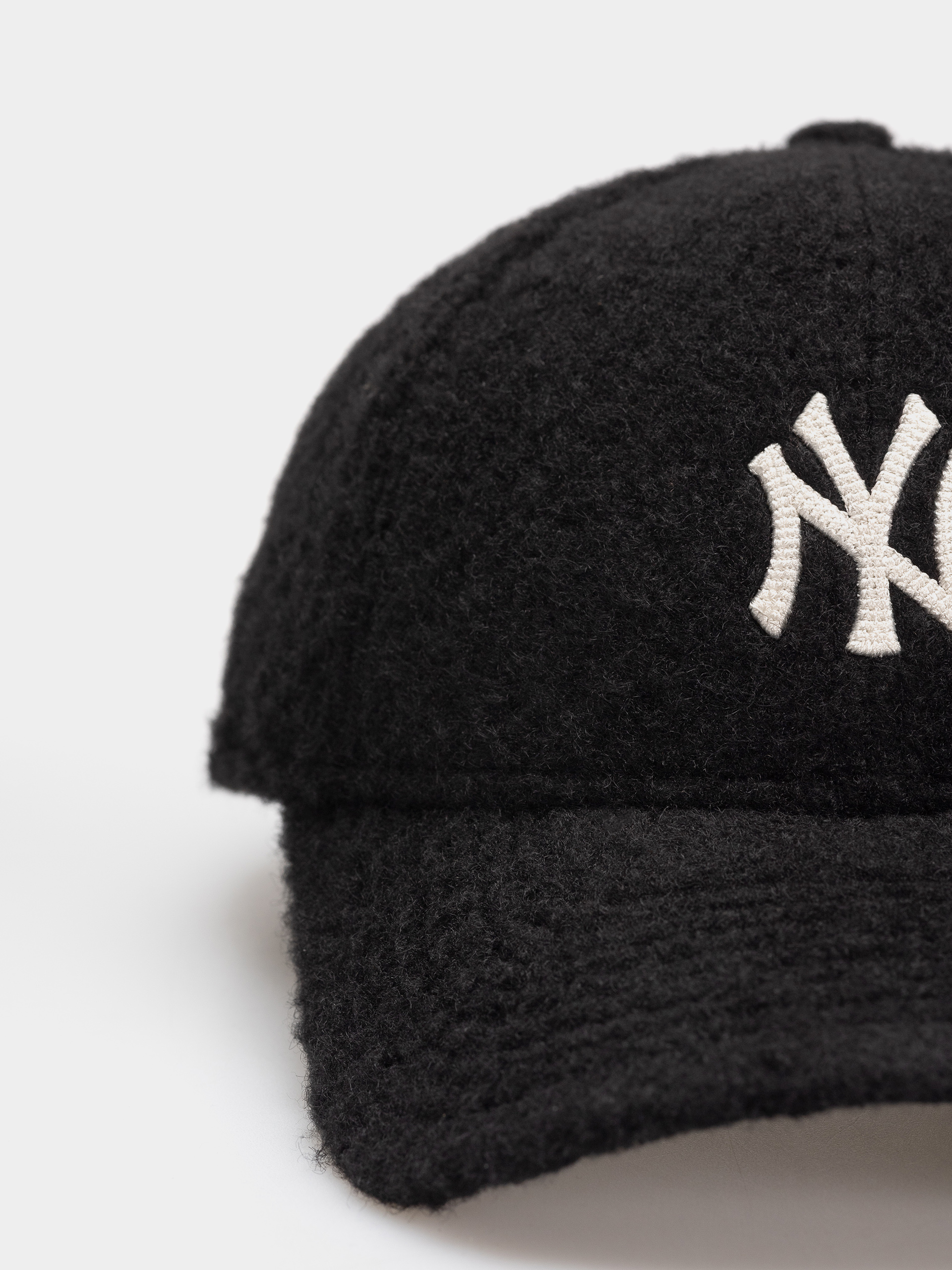 Baseball sapka New Era Winter Borg 9Forty New York Yankees (black)