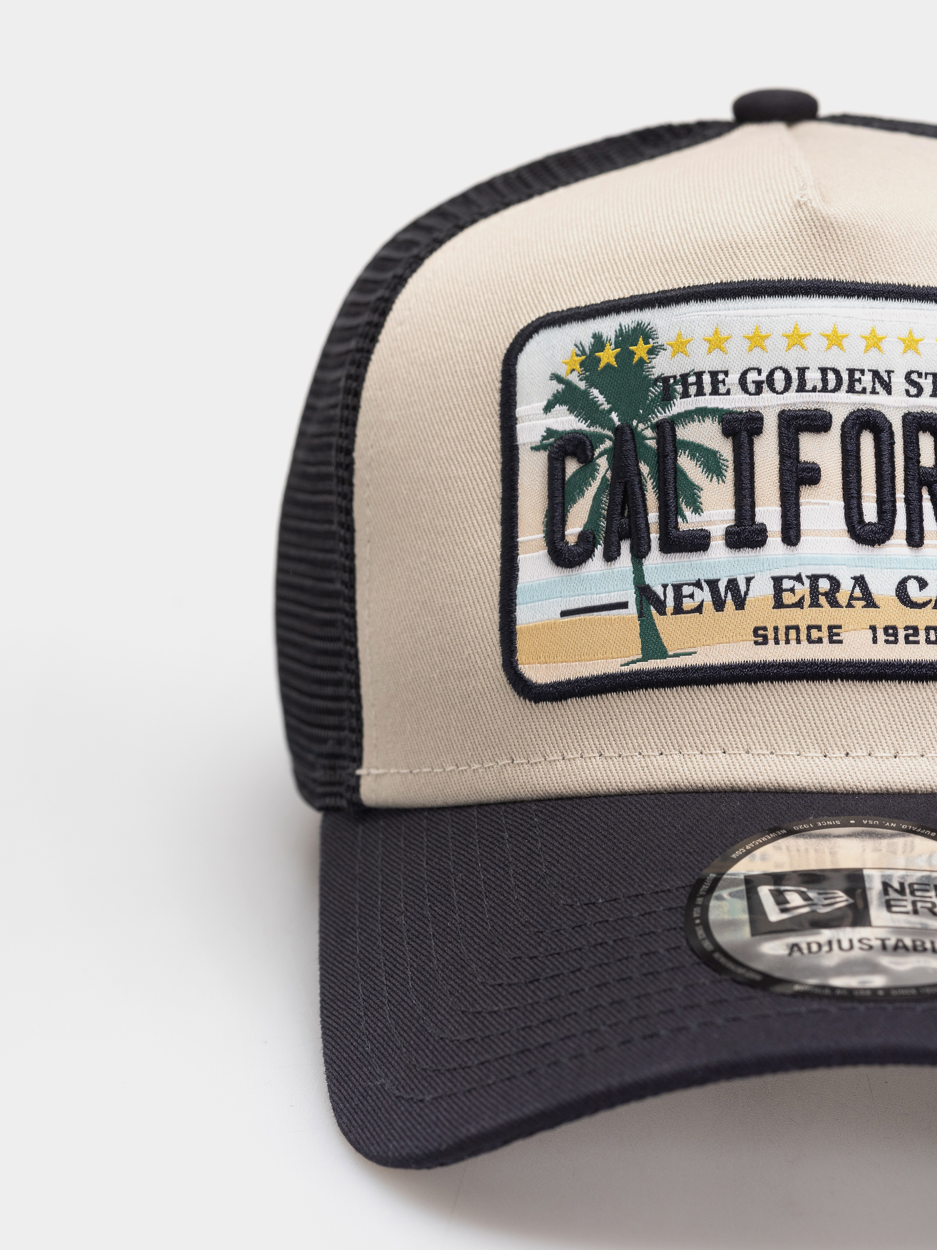 Baseball sapka New Era Licence Plate Trucker (navy/stone)