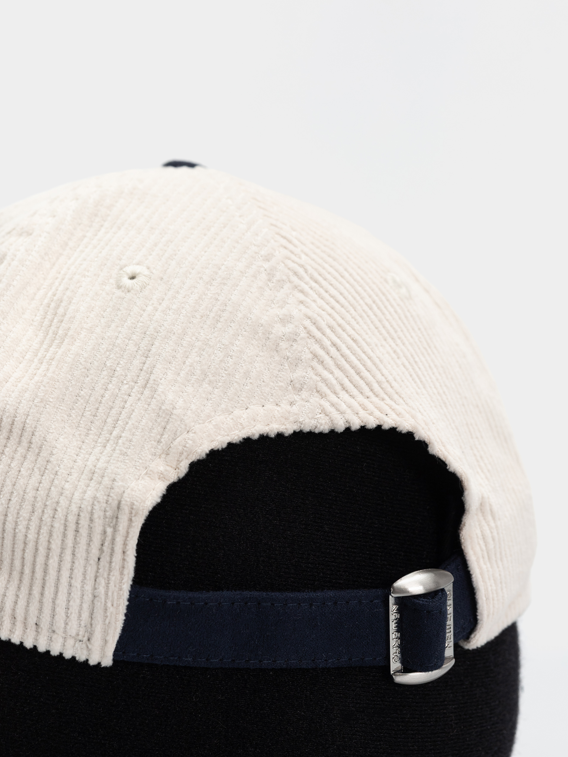 Baseball sapka New Era Cord Mix 9Twenty (cream/navy)