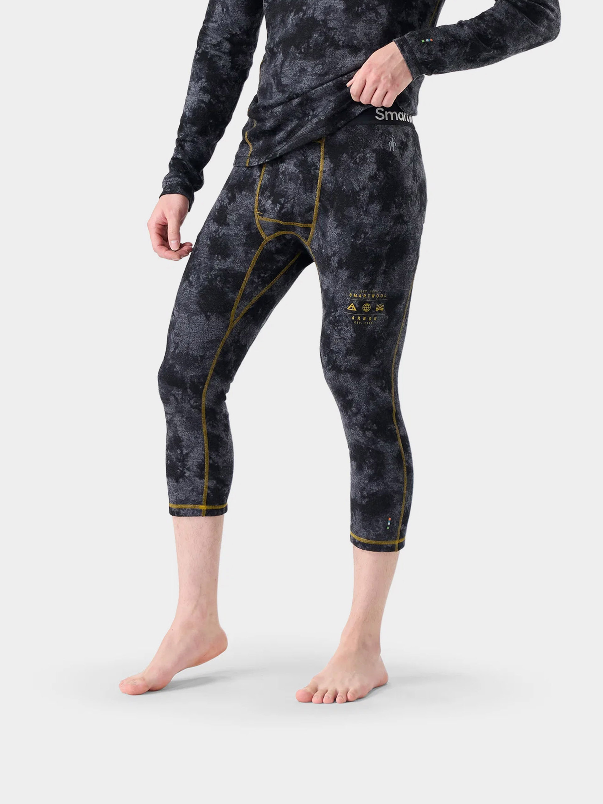 Férfi Thermo leggings Smartwool Classic Thermal Merino Base Layer 3/4 Boxed (black tie dye/honey gold)