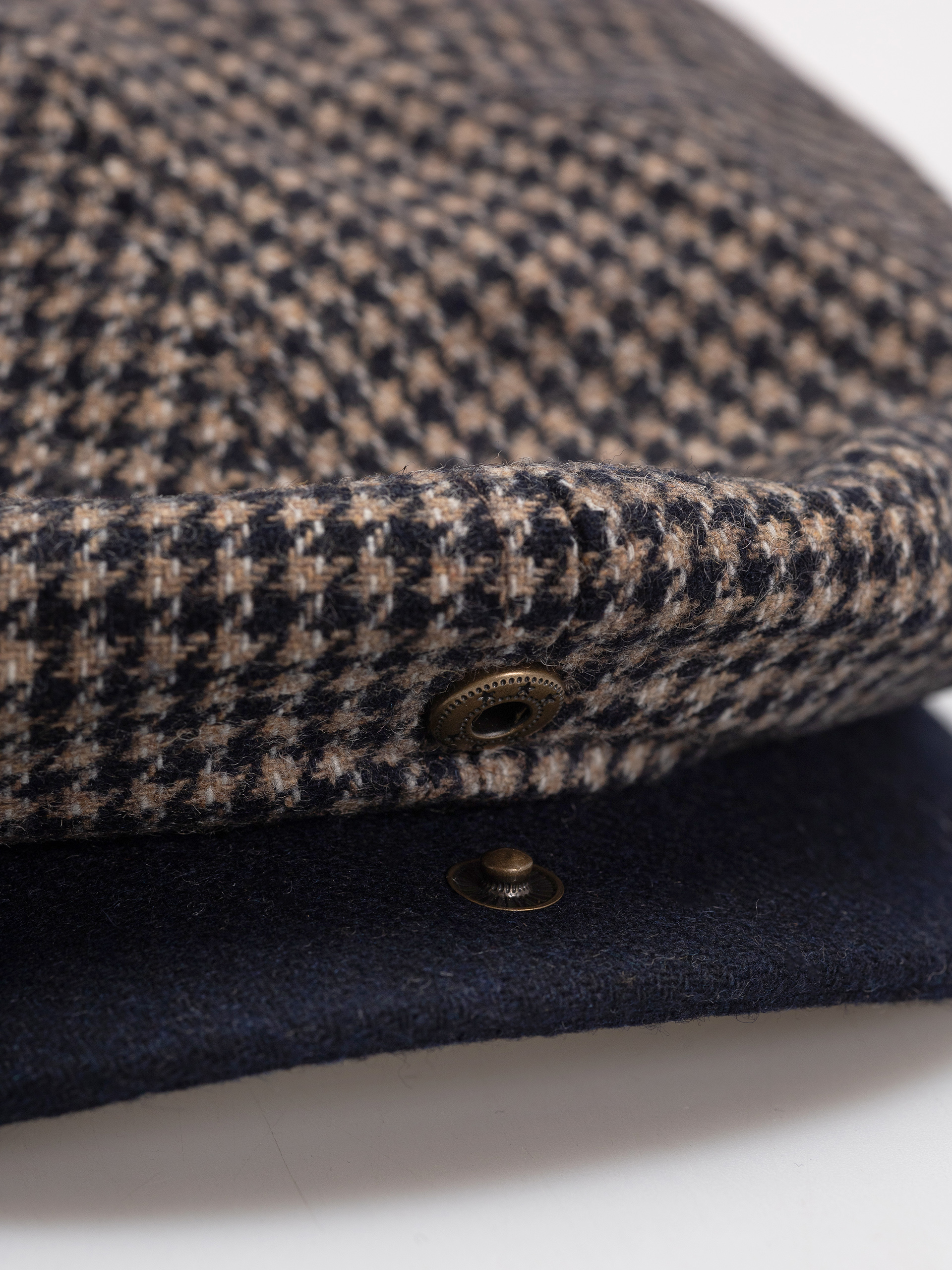 Flat cap Brixton Brood Snap Cap (navy/sand houndstooth)