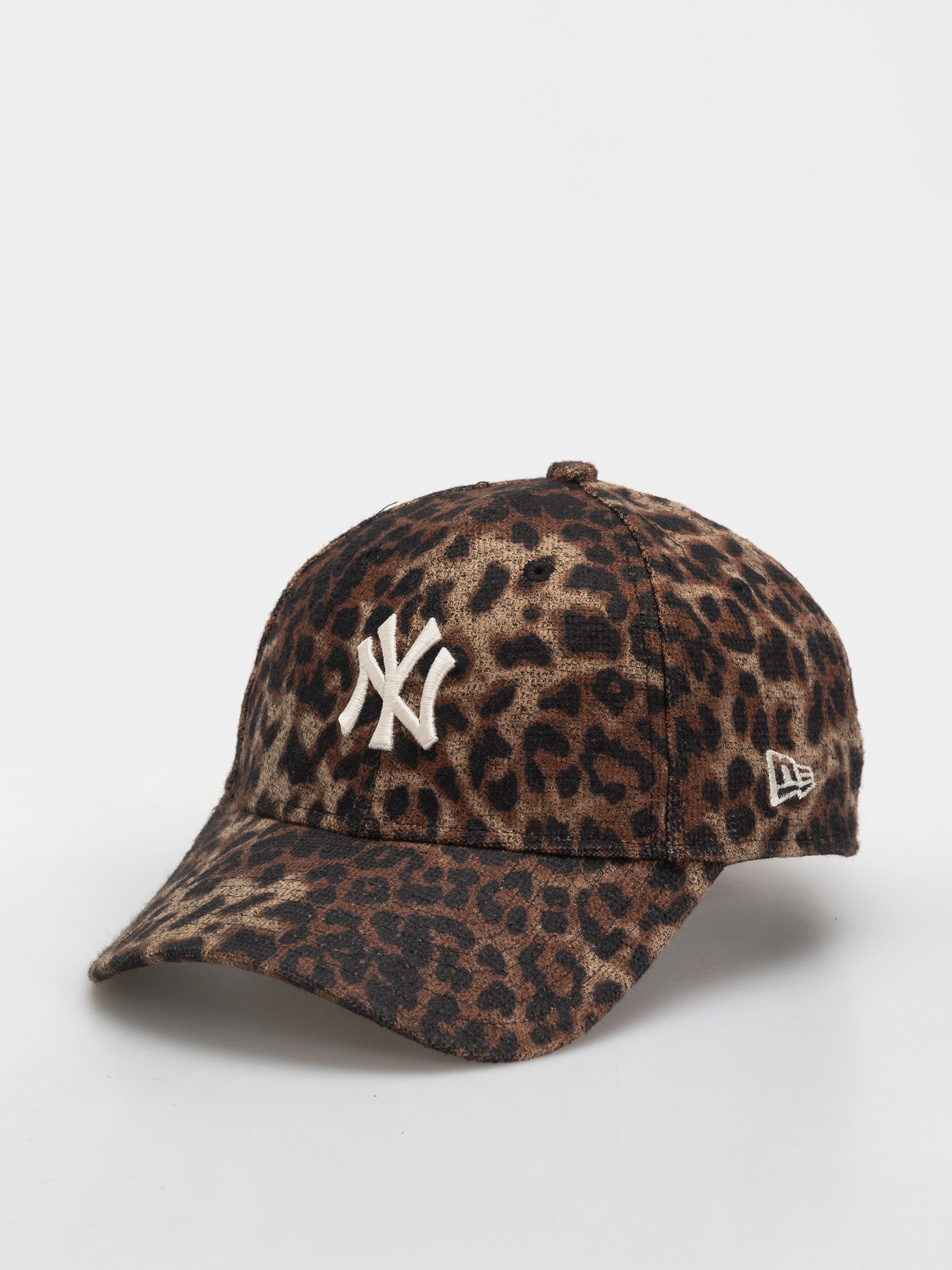 Baseball sapka New Era Cosy Leopard 9Forty New York Yankees Wmn