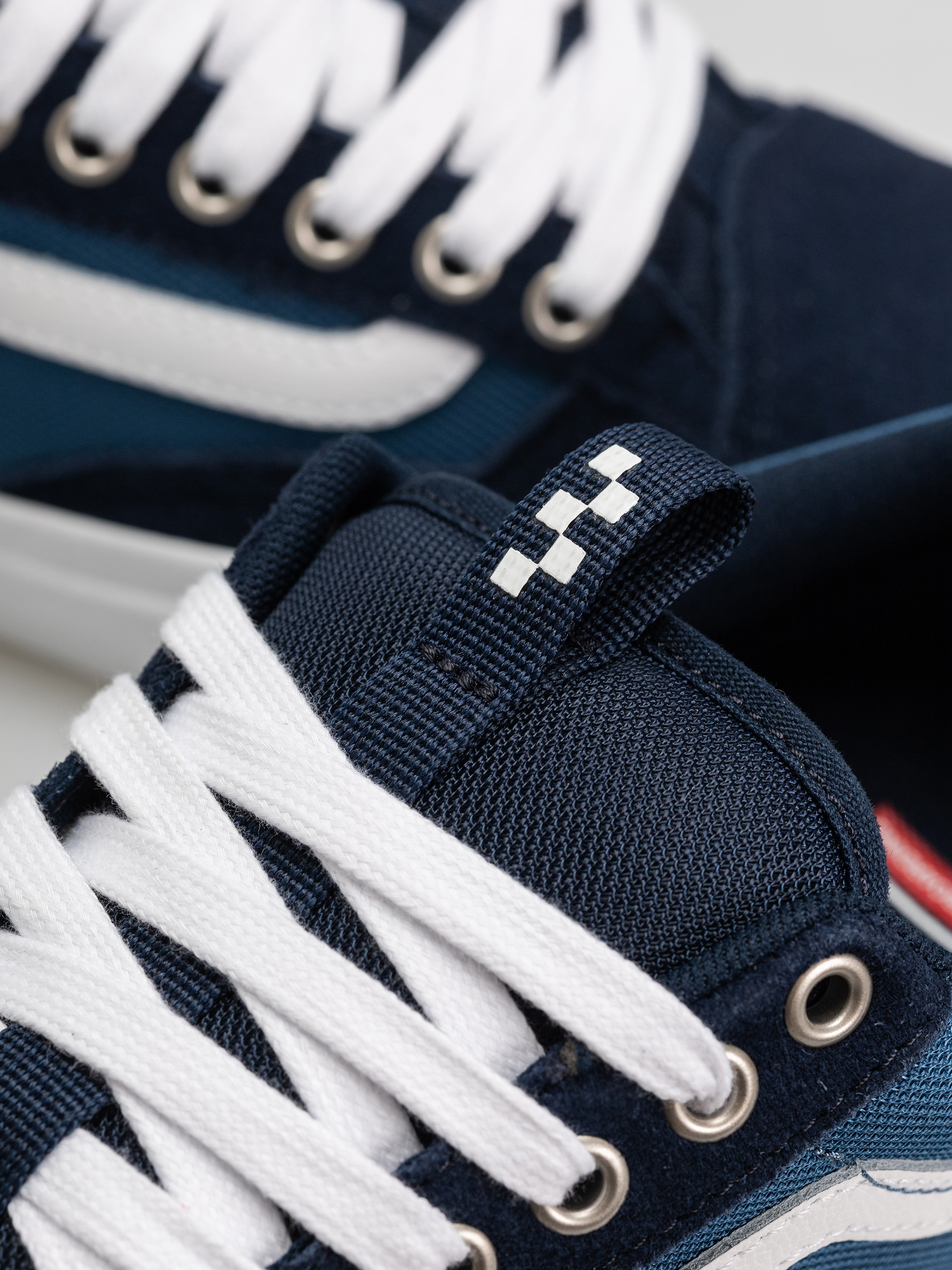 Cipők Vans Skate Old Skool 36 + (stv navy/white)