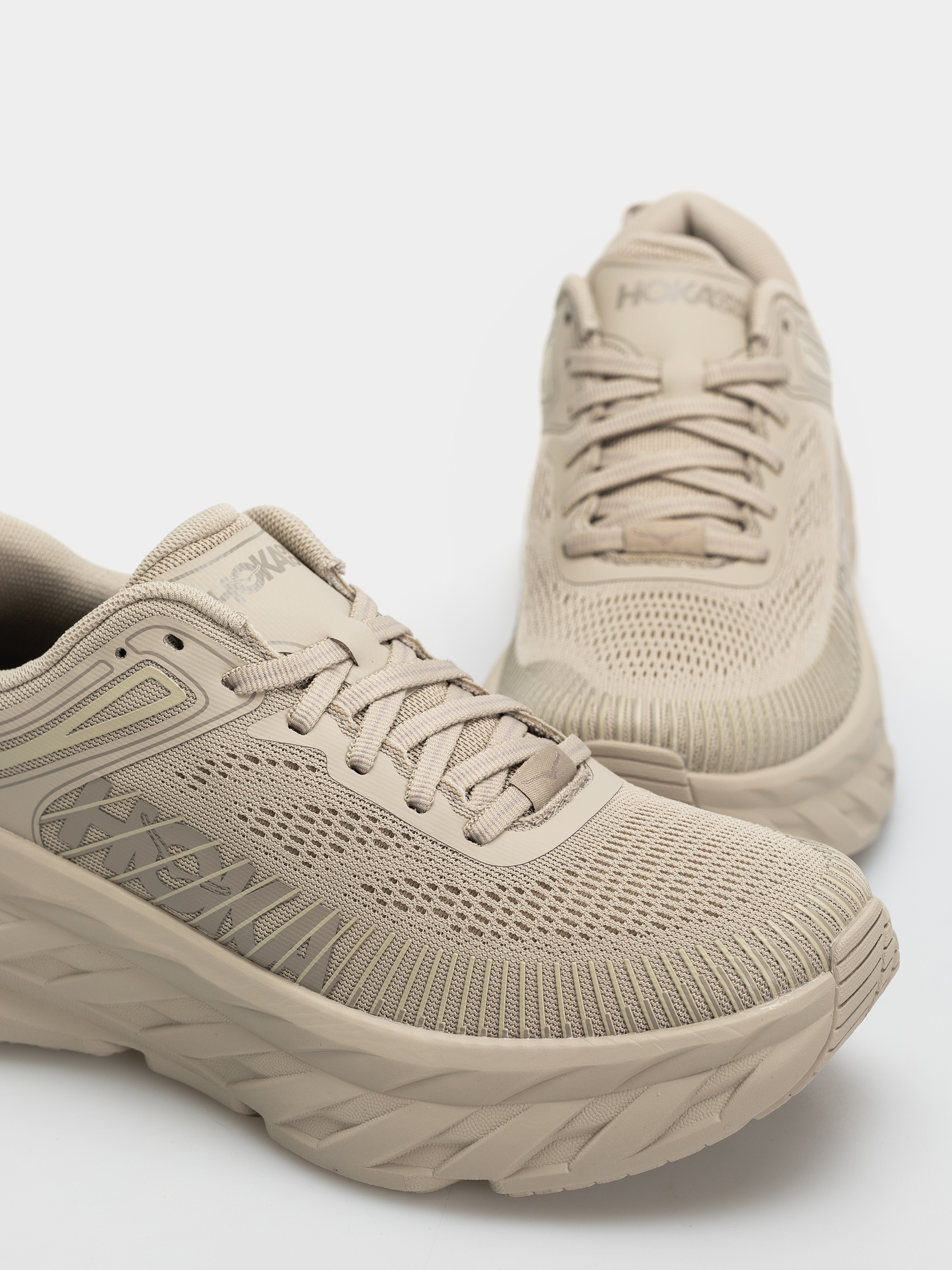 Cipők Hoka Bondi 7 Wmn (archival taupe/archival taupe)