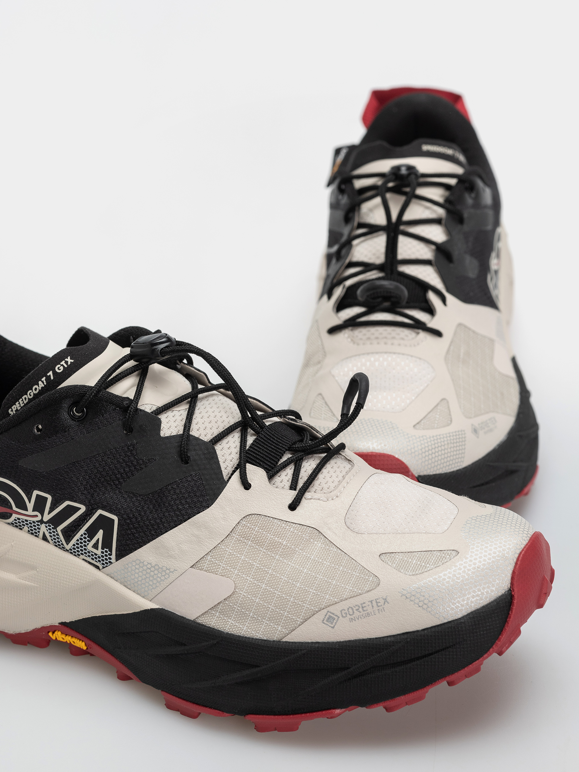 Cipők Hoka Speedgoat 7 GTX (black/river rock grey)