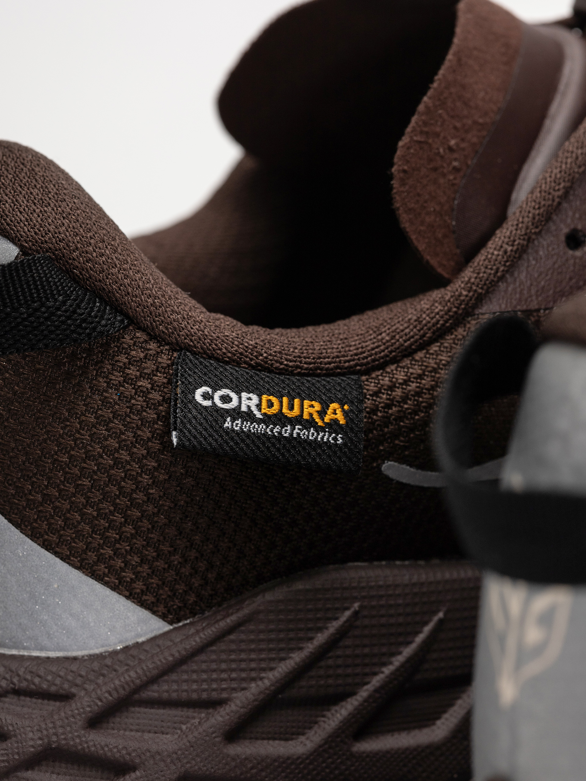 Cipők Hoka Speedgoat 7 GTX (spiced chocolate/river rock grey)