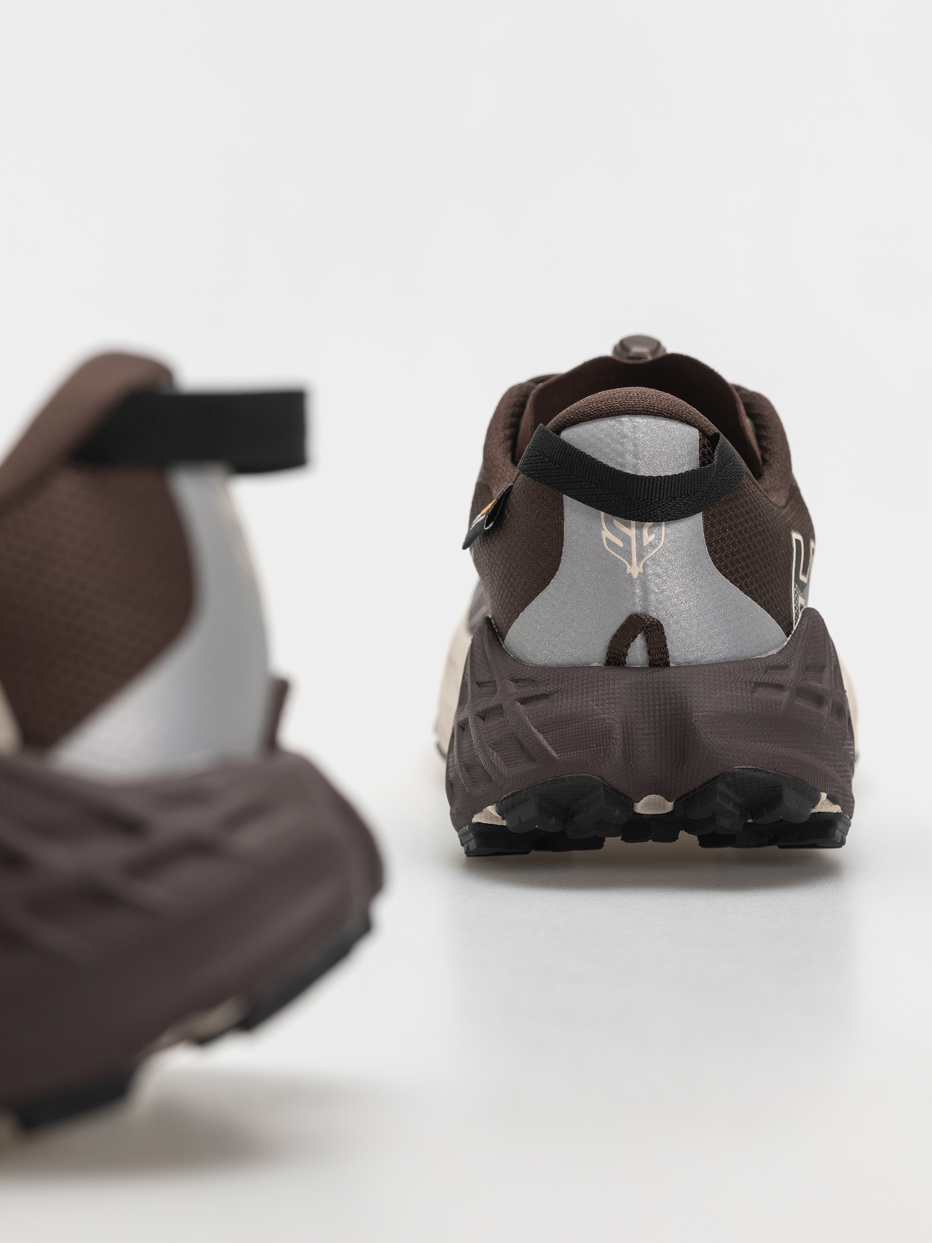 Cipők Hoka Speedgoat 7 GTX (spiced chocolate/river rock grey)