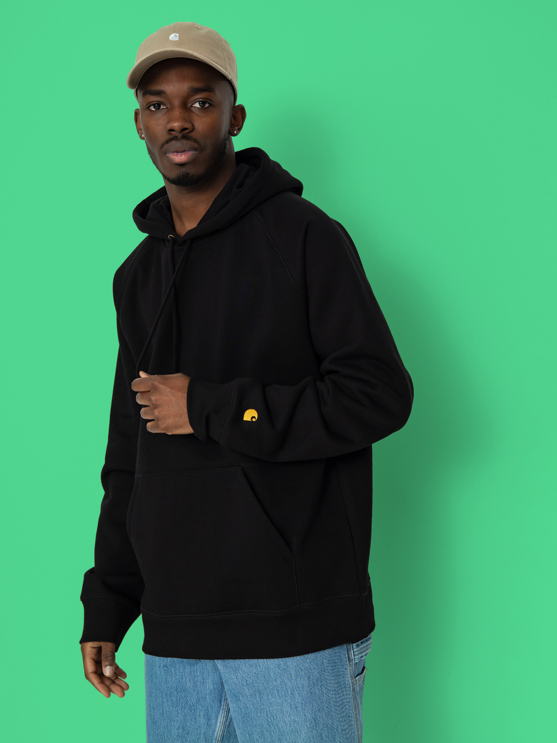 Kapucnis pulóver Carhartt WIP Chase HD (black/gold)