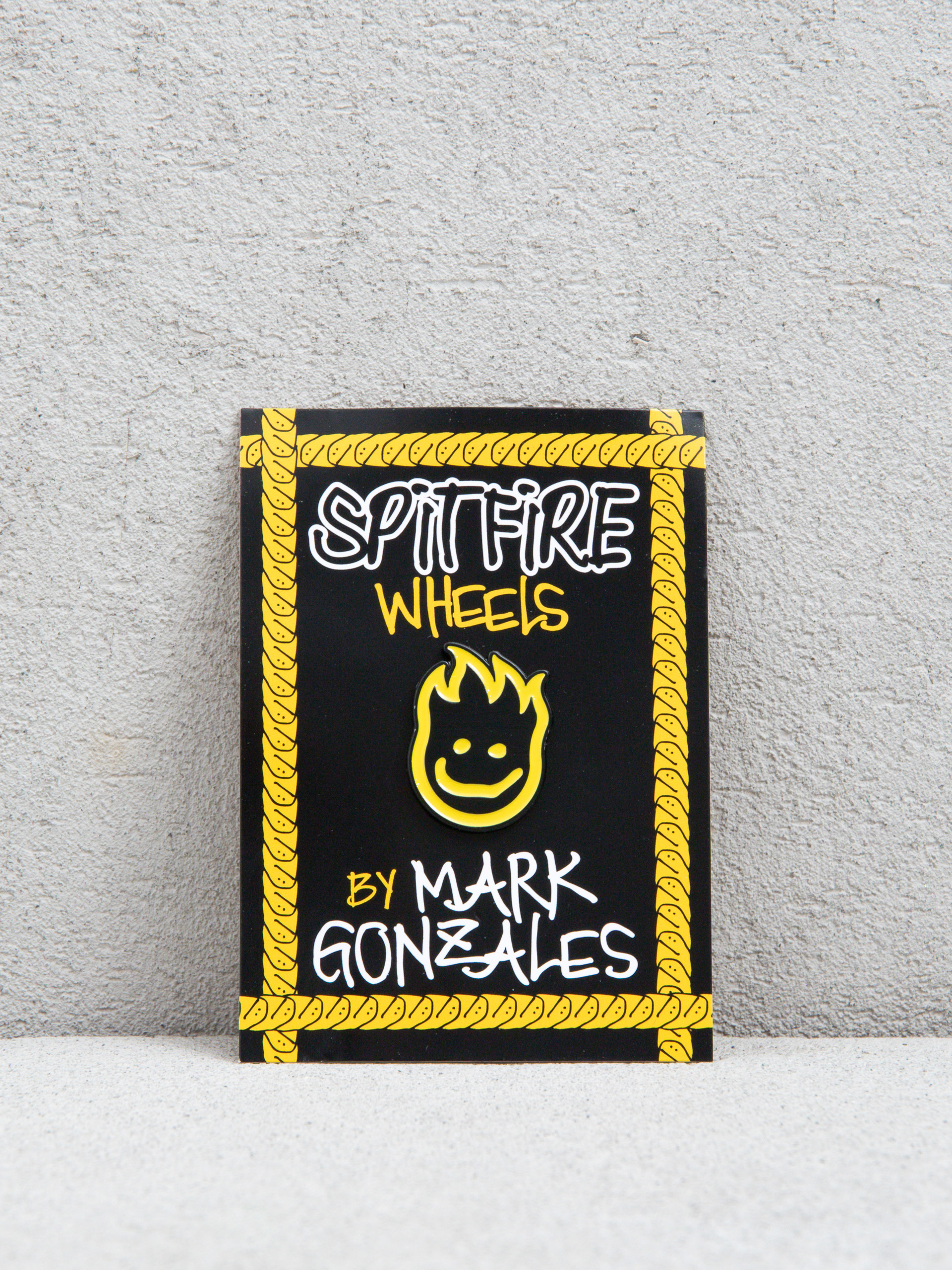 Logótű Spitfire X Gonz Big Head Pin (black/yellow)