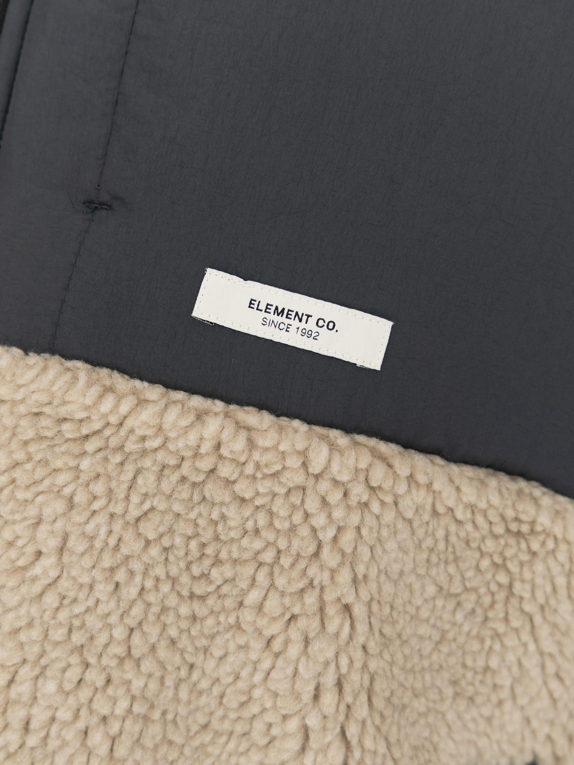 Element Wolfe Sherpa Dzseki (oat milk)