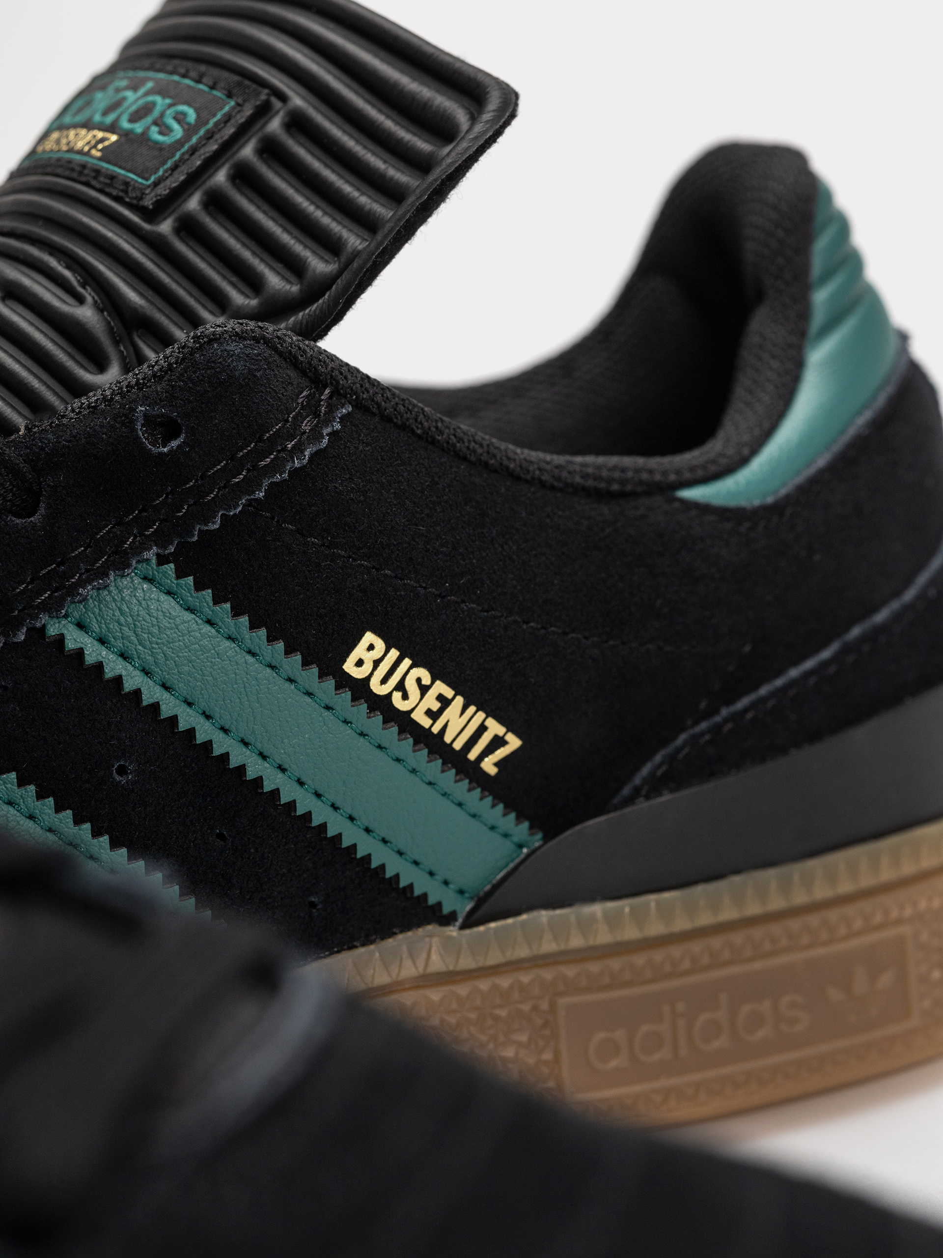 adidas Busenitz Cipők (cblack/cgreen/gum4)
