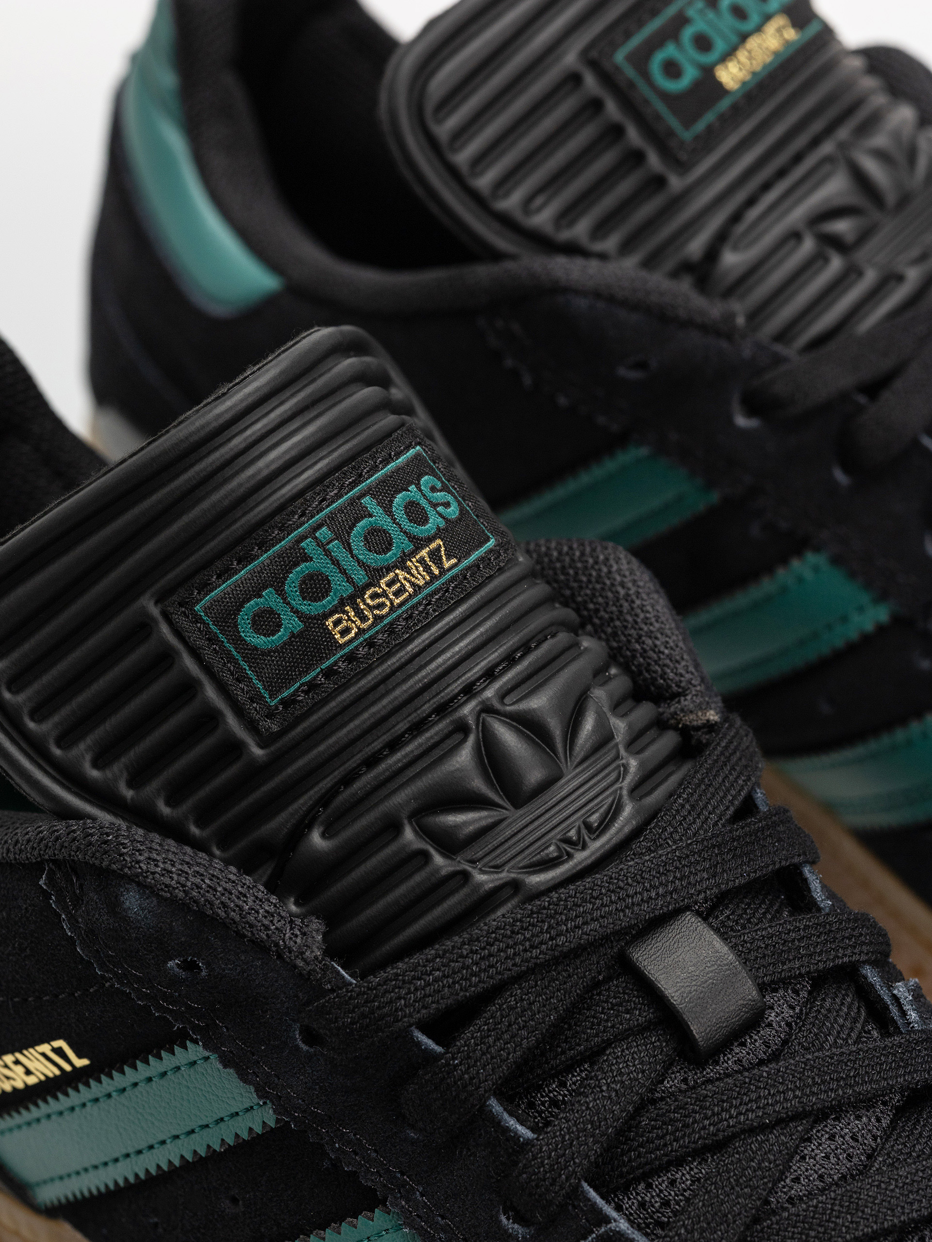 adidas Busenitz Cipők (cblack/cgreen/gum4)