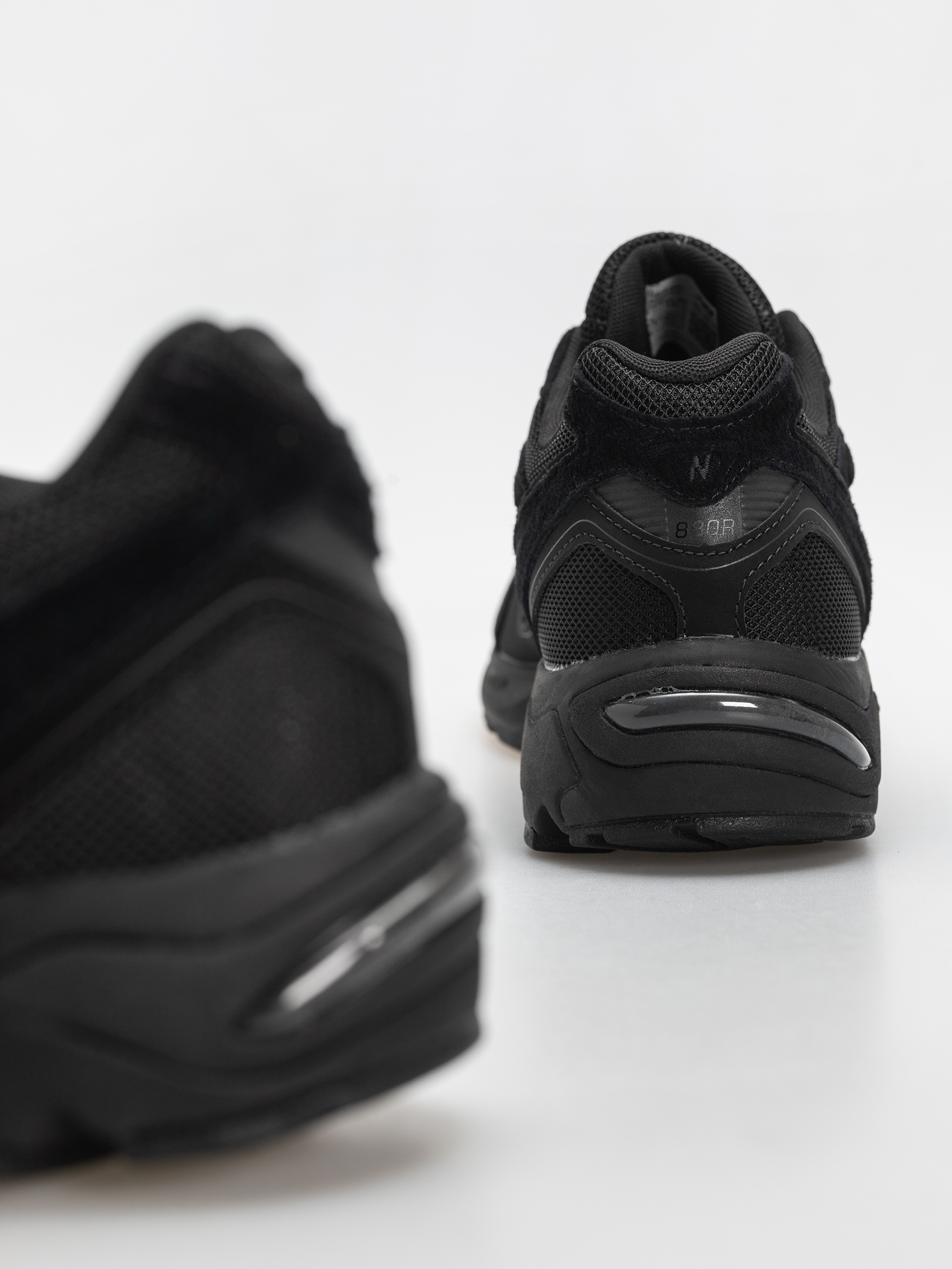 New Balance 880R Cipők (black/black)