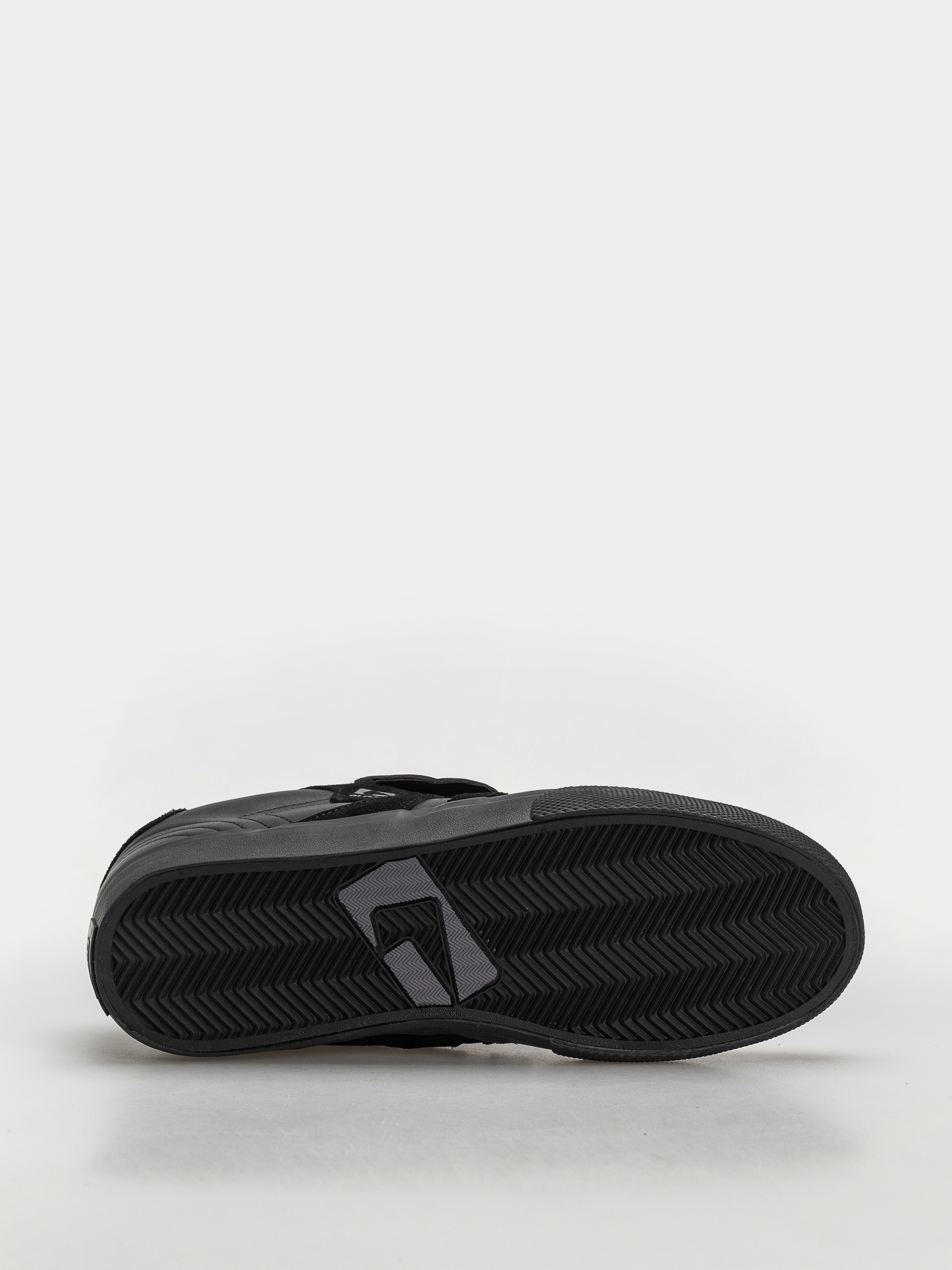 Cipők Globe Encore 2 (black cushion)