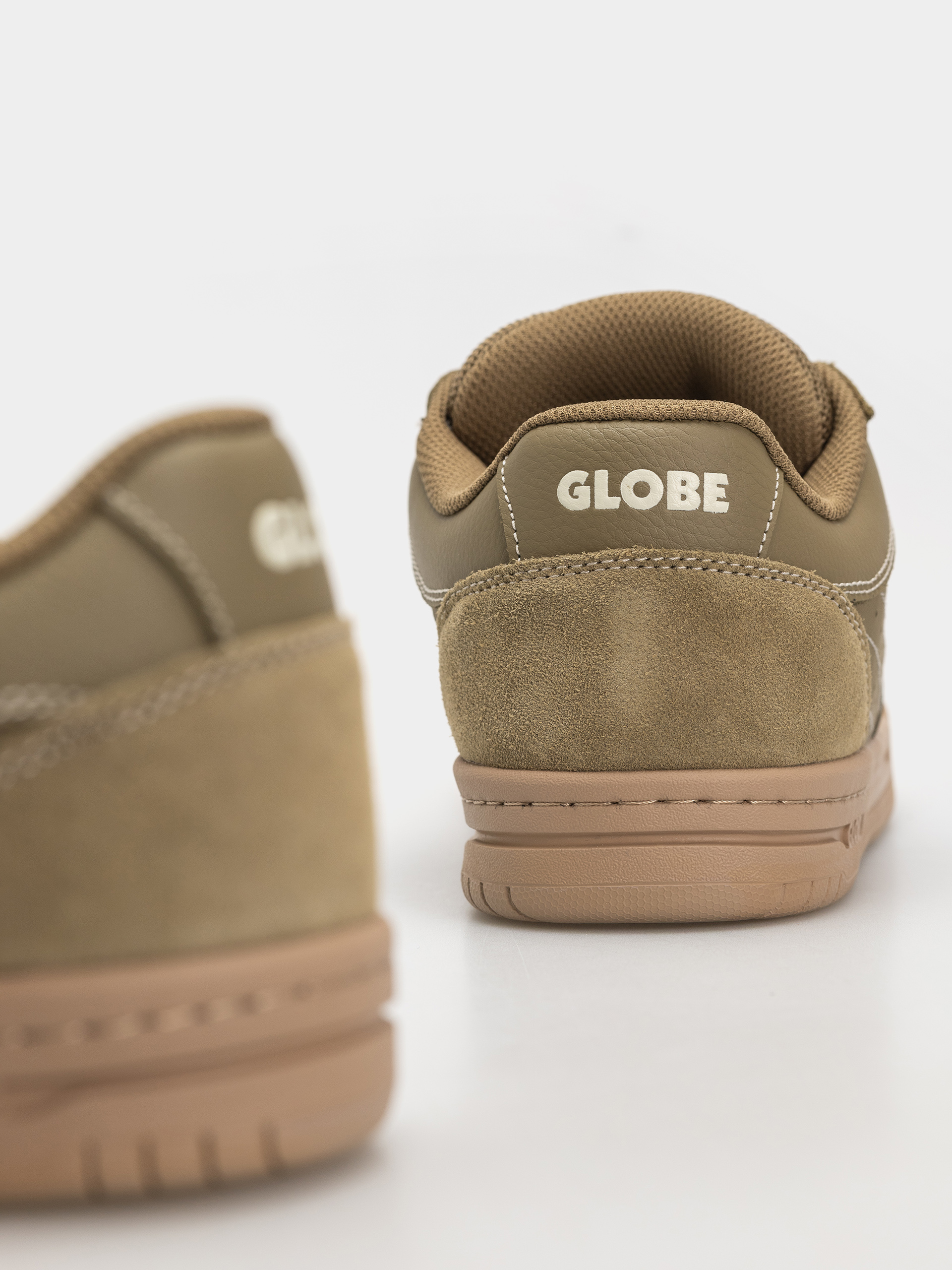 Cipők Globe Mojo 2.0 (olive/gum)