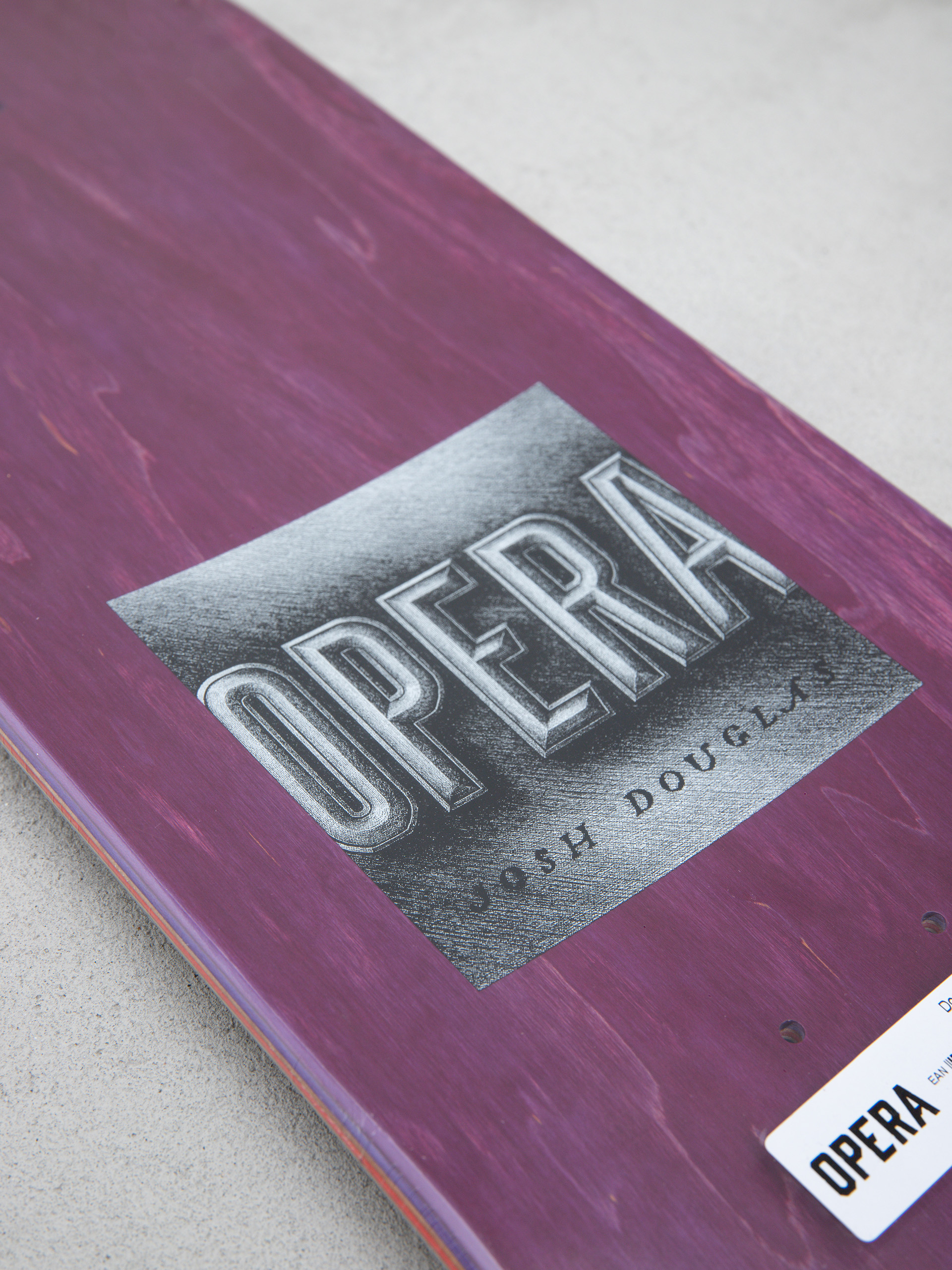 Opera Douglas Victorian Gördeszka lap (natural/red)