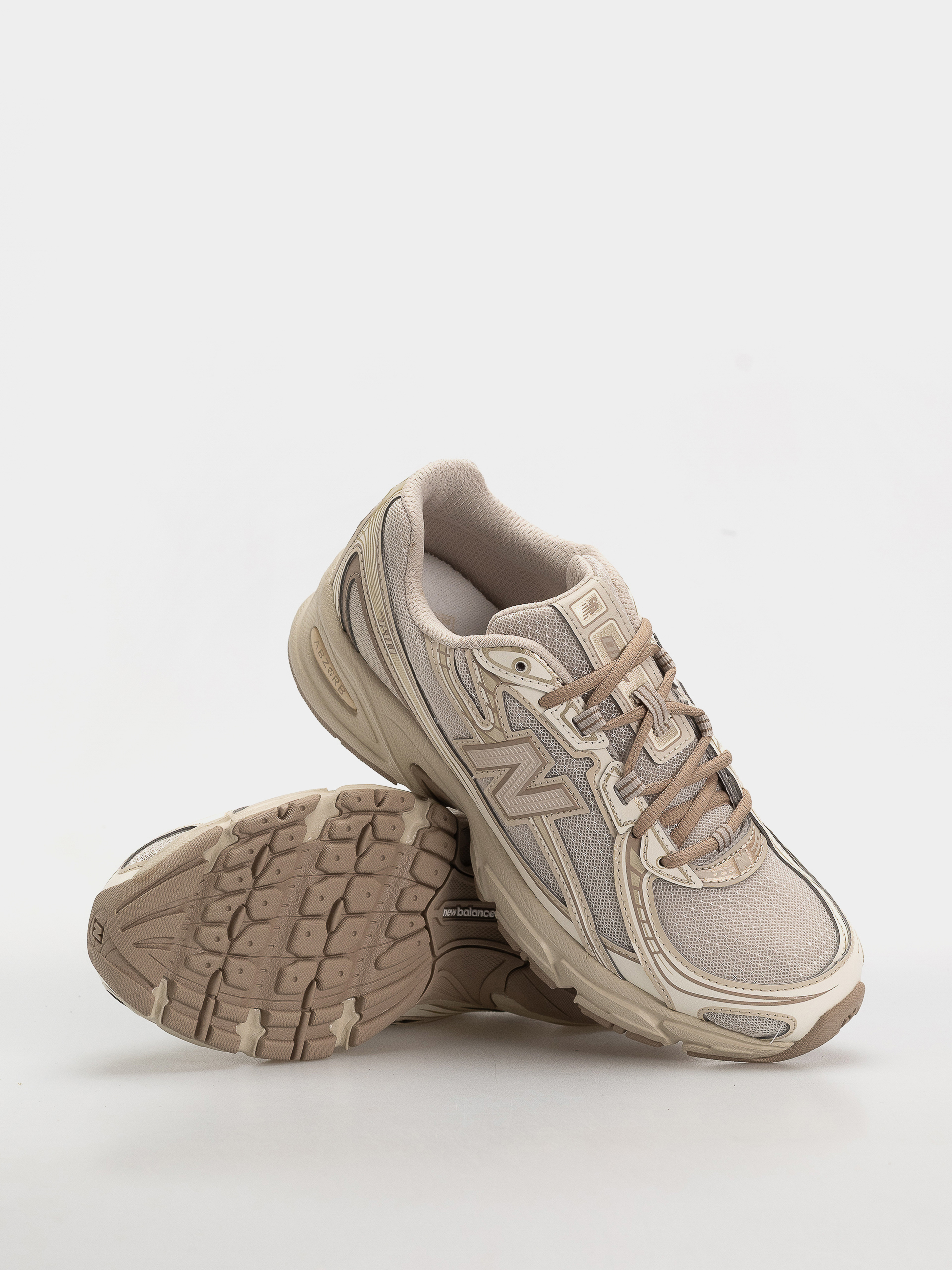 New Balance 740 Cipők (mushroom/timberwolf)
