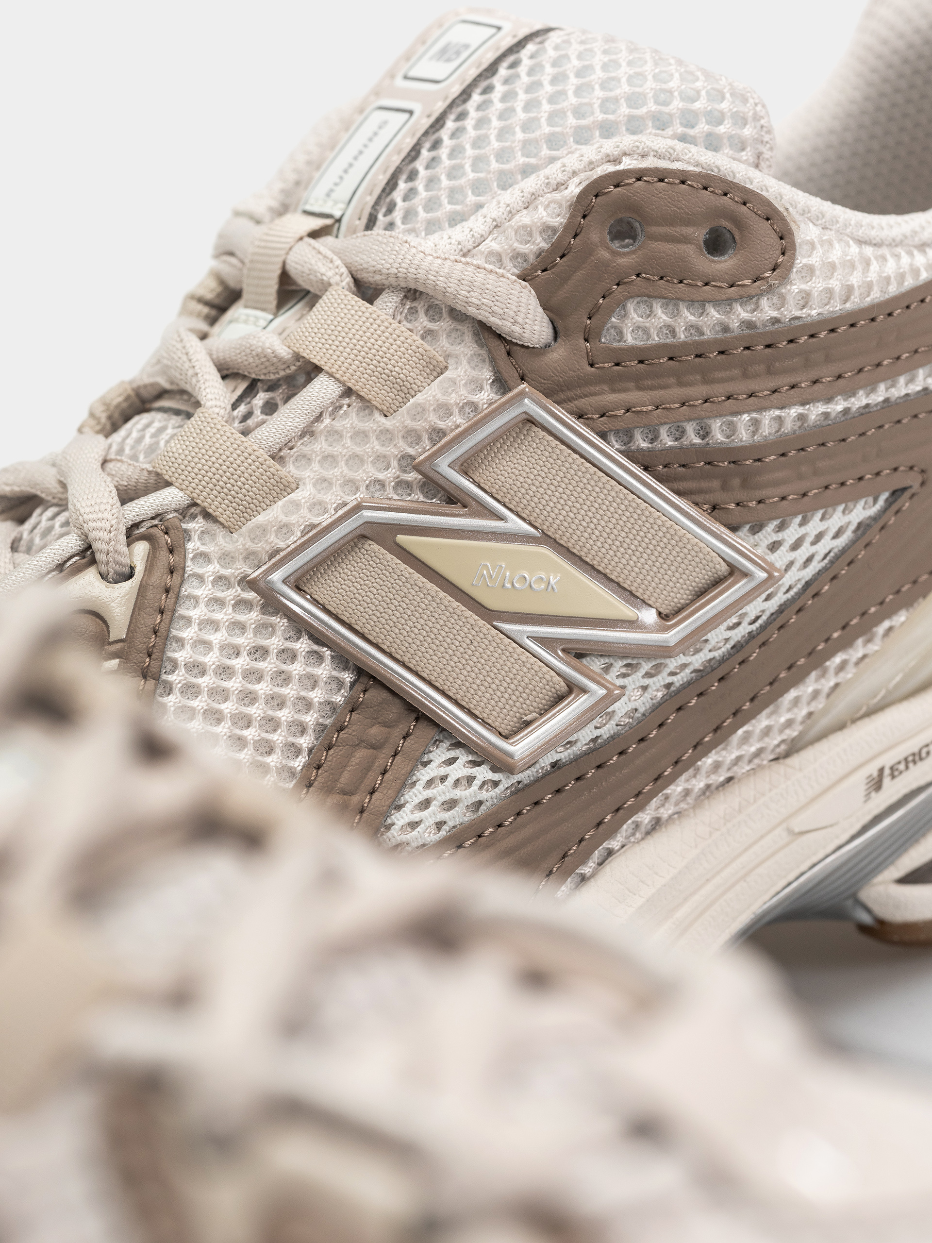New Balance 1906 Cipők (moonbeam/mushroom)