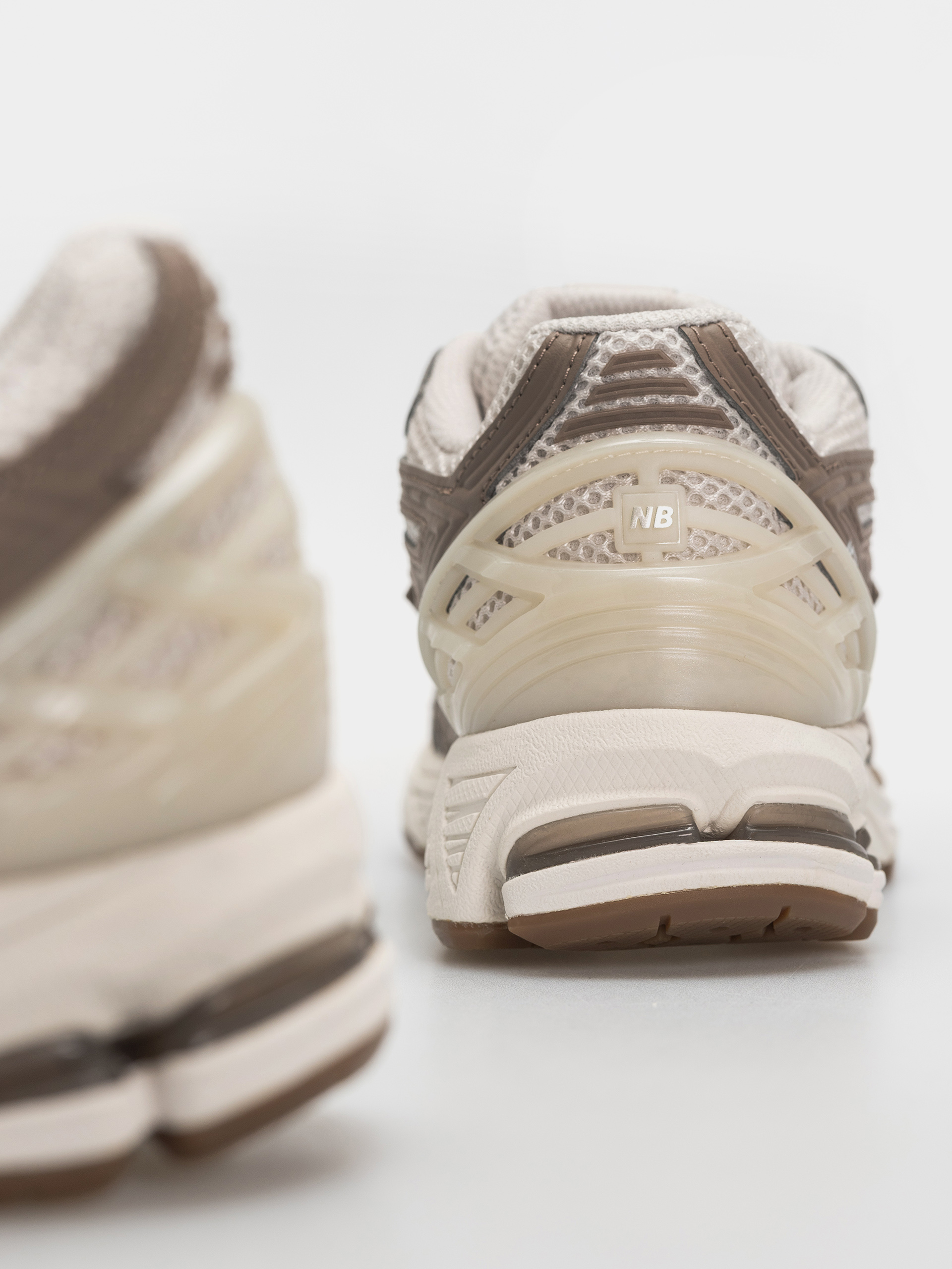 New Balance 1906 Cipők (moonbeam/mushroom)