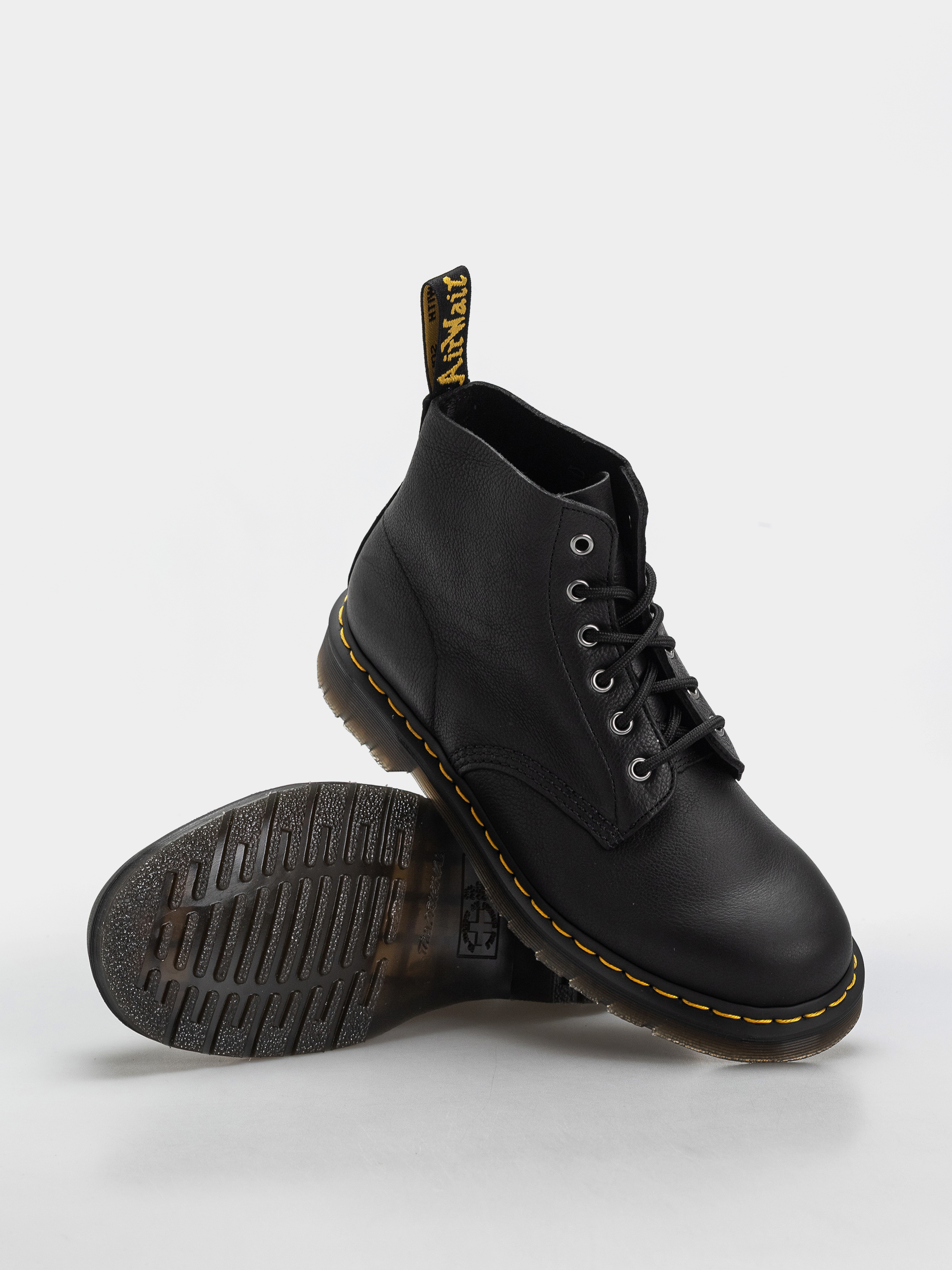 Dr. Martens 101 UB Cipők (black)