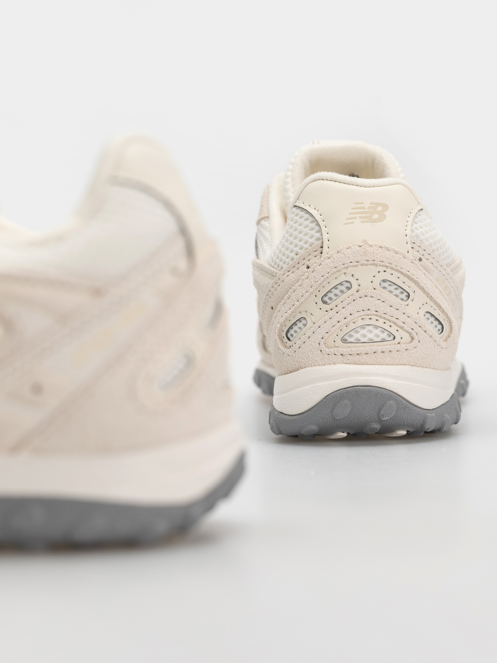 New Balance 204L Cipők (angora/linen)