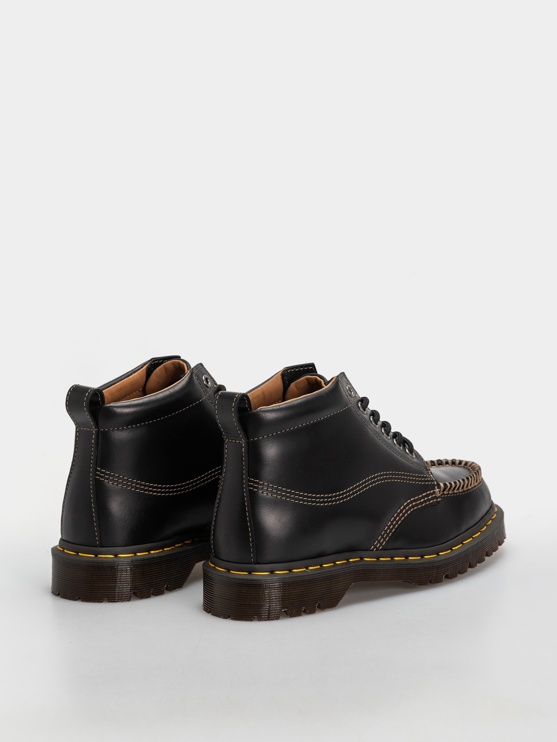Dr. Martens Lowell Chukka Cipők (black )