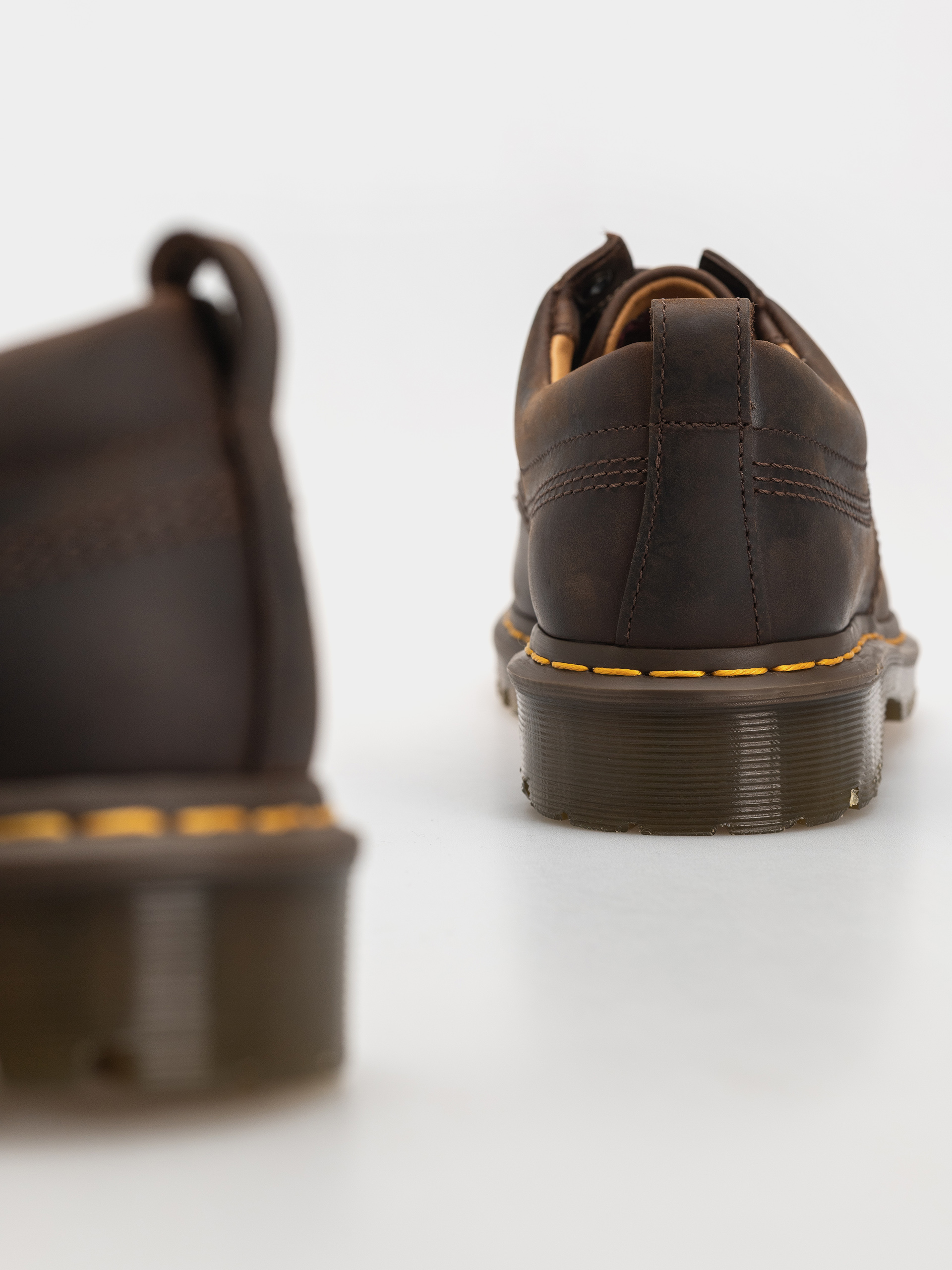 Dr. Martens Lowell Cipők (dark brown)