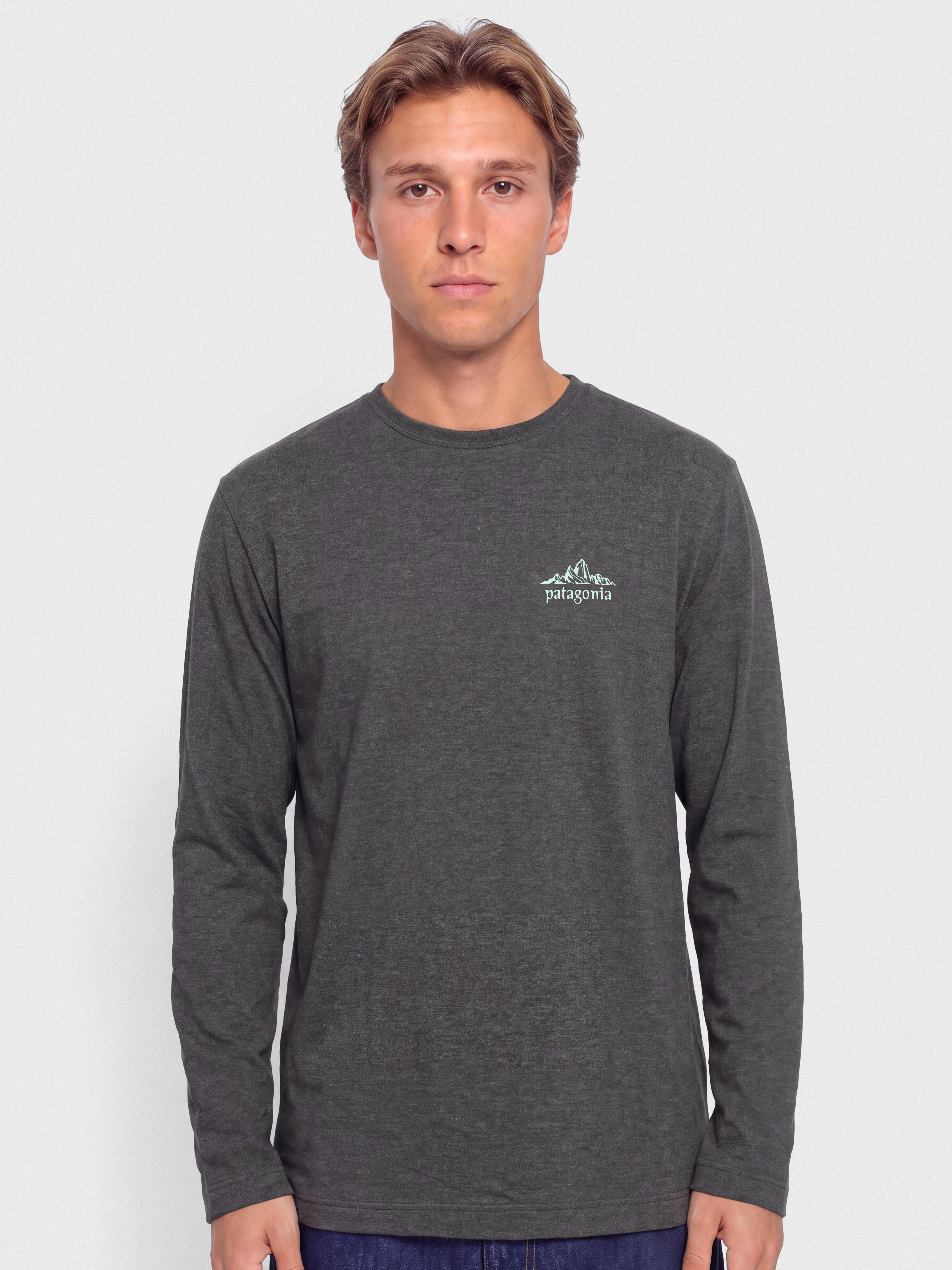Patagonia Lightweight Cloud Crag Wildrise Pulóver (ink black)
