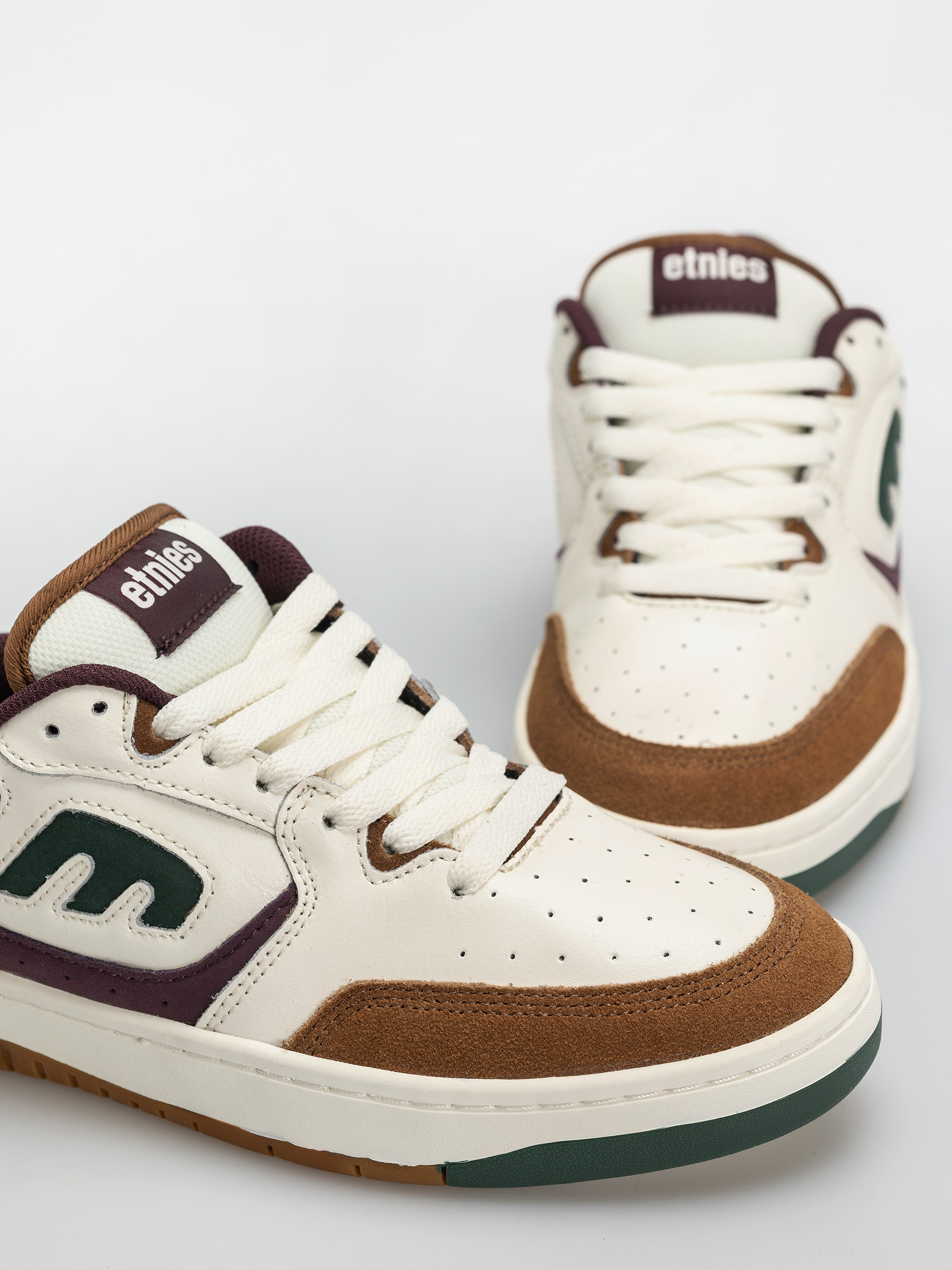 Etnies Loot X Skate Wild Cipők (ivory)