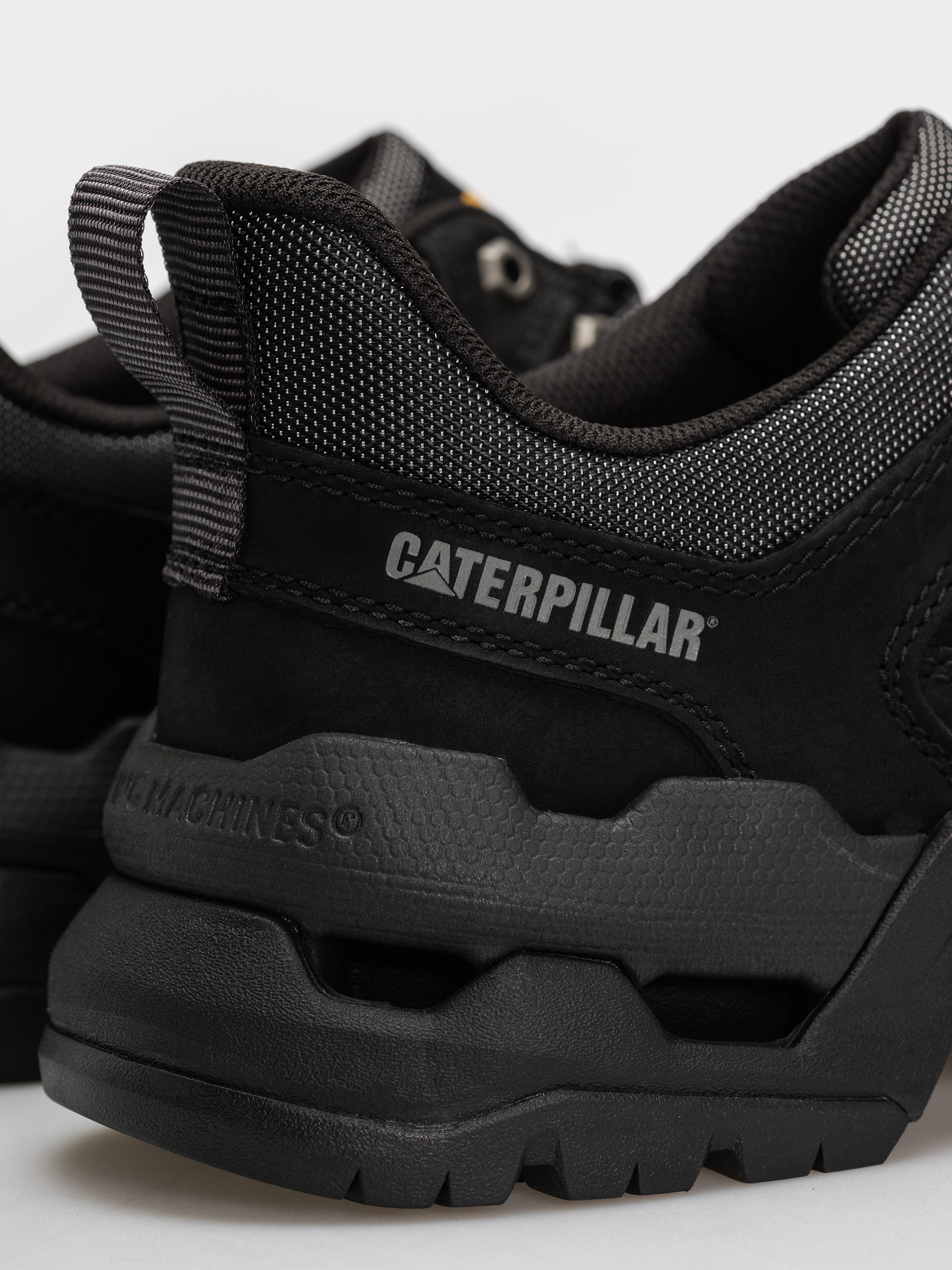 Caterpillar Surge Hiker Lo Cipők (black)