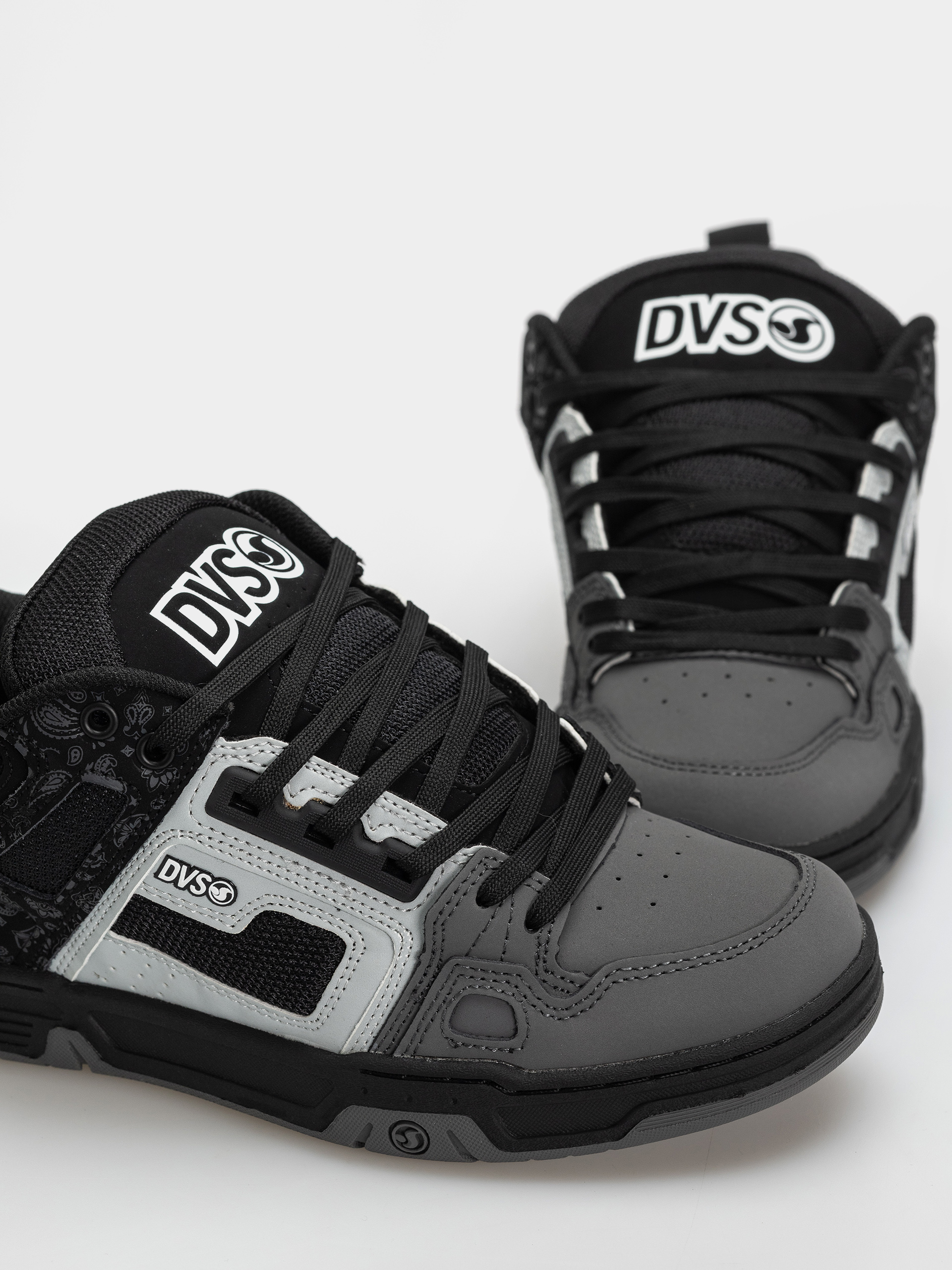 DVS Comanche Cipők (black/charcoal)