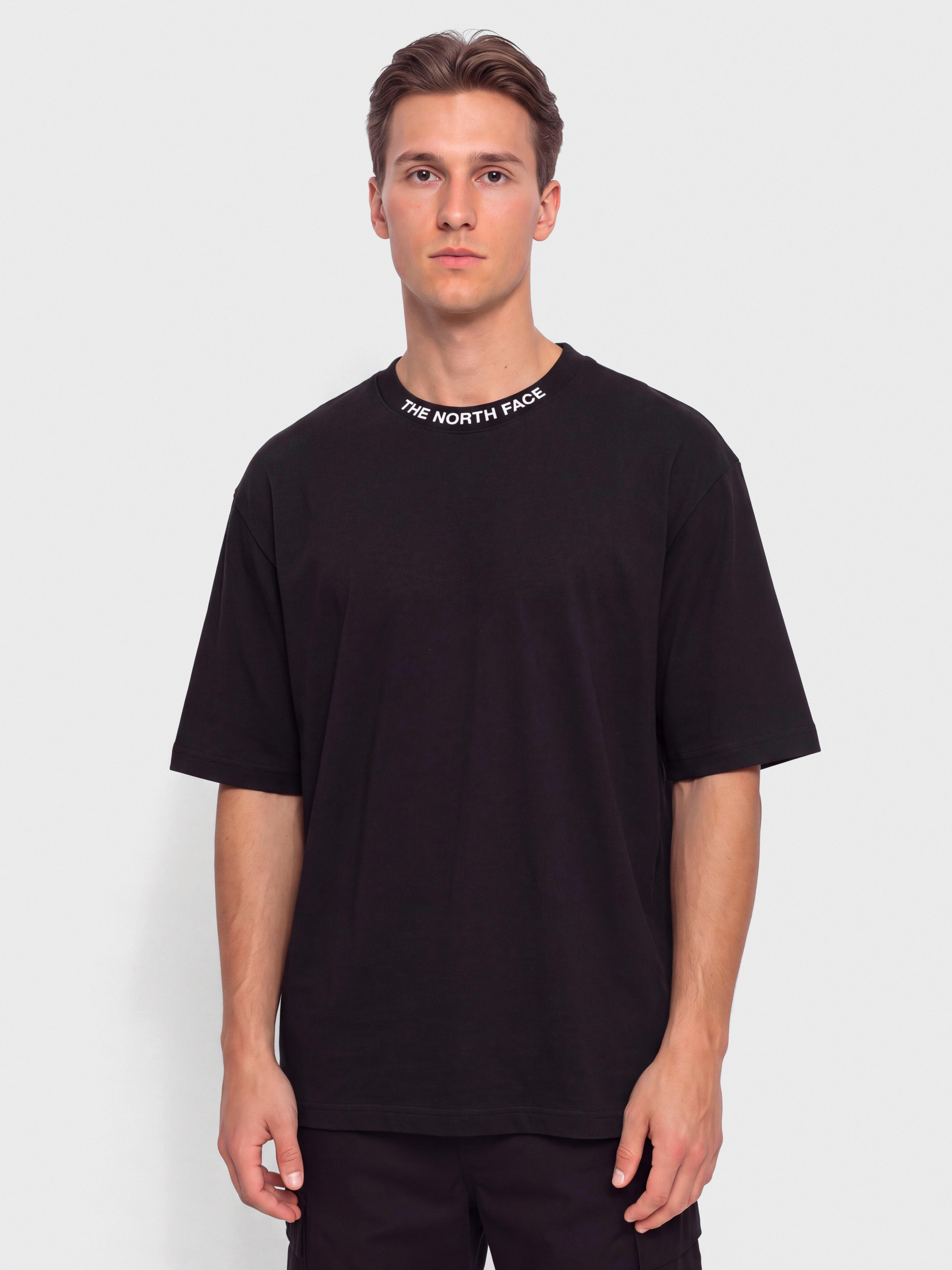 The North Face Zumu Relaxed Póló (tnf black)
